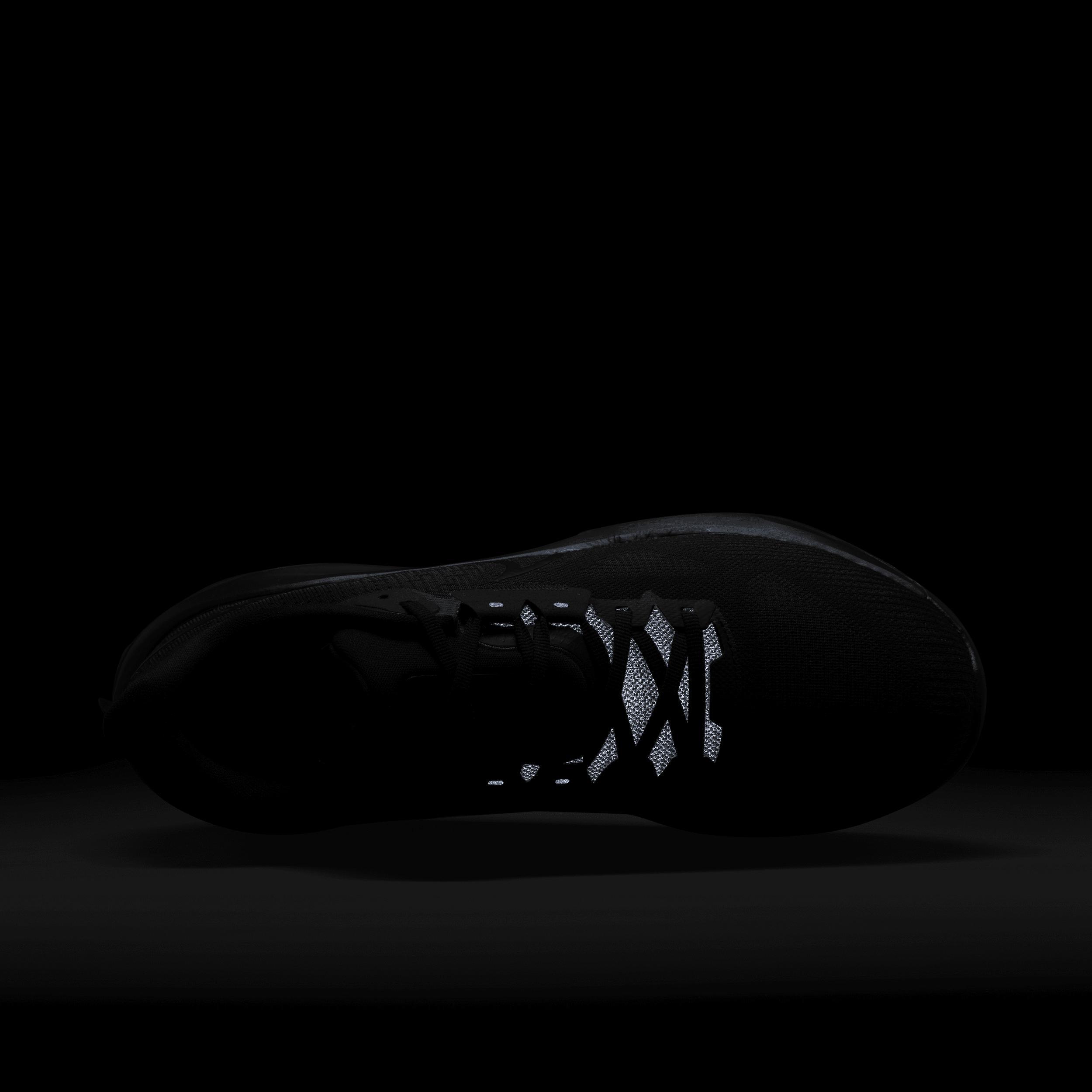 Nike Mens Nike Vomero 17 - Mens Running Shoes Product Image