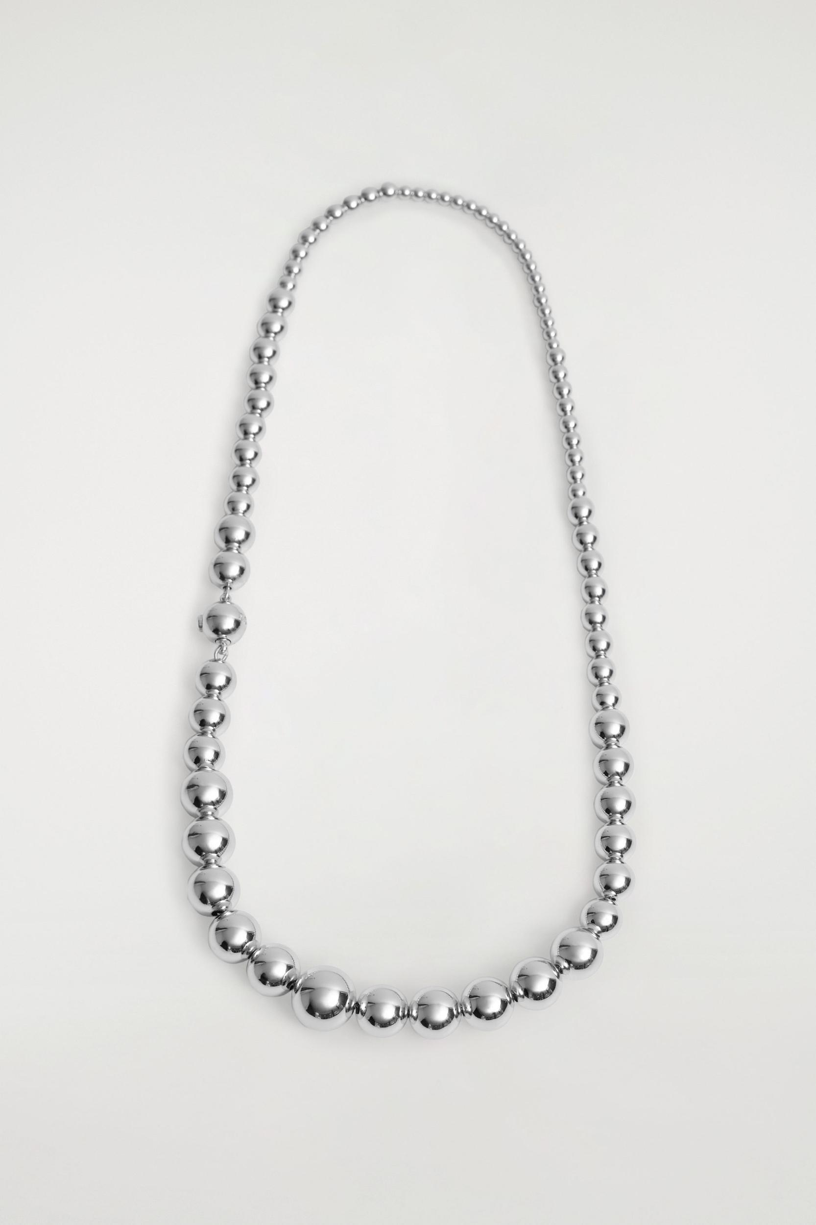 BEADED NECKLACE Product Image