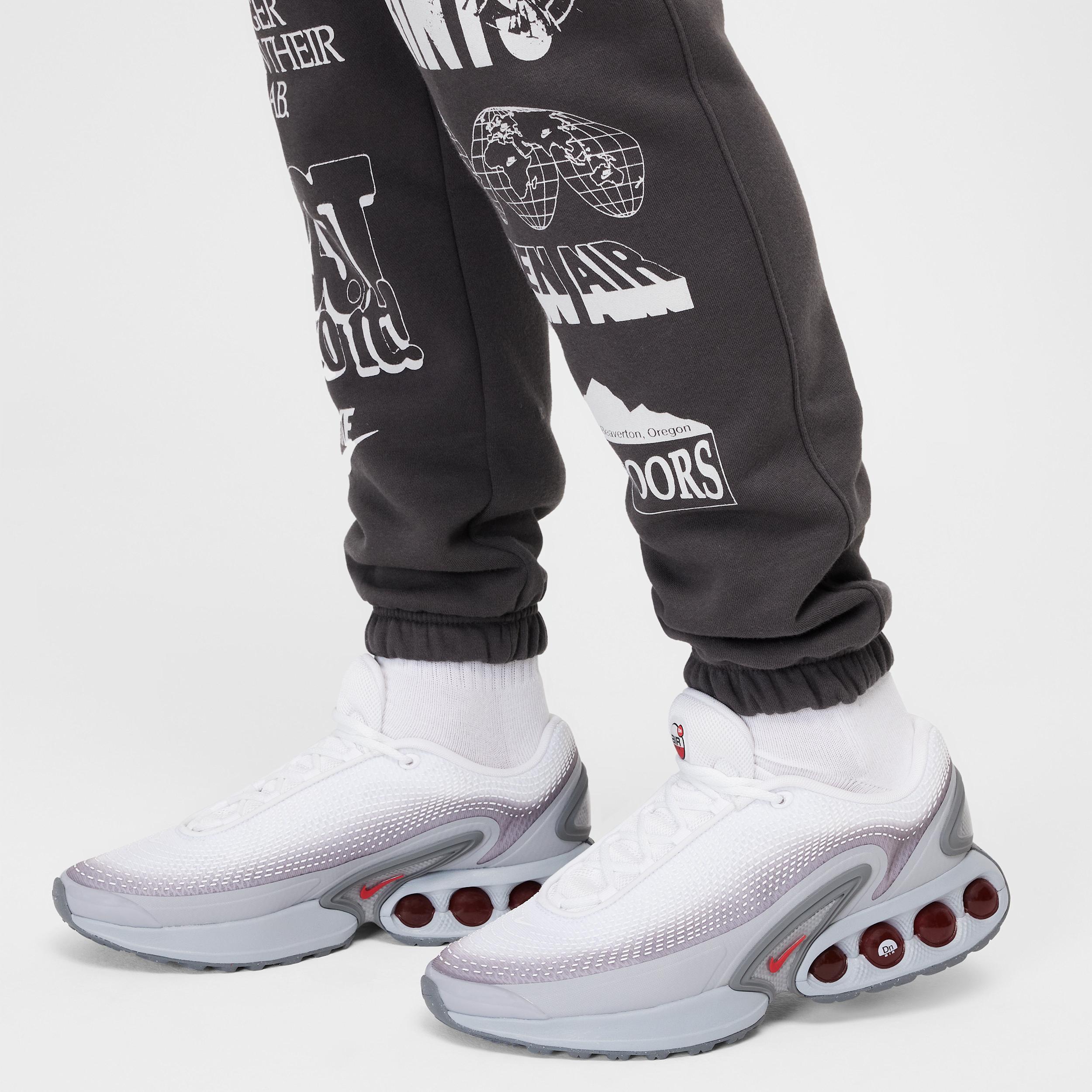 Nike Sportswear Club Men's Fleece Joggers Product Image