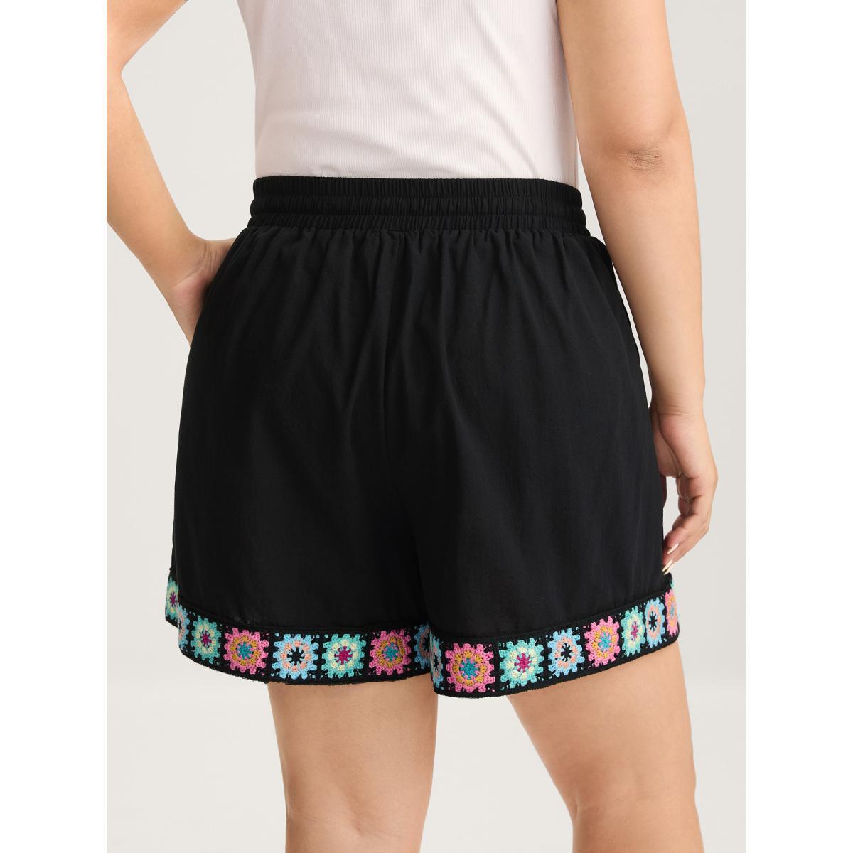 Plus Size Crochet Floral Hem Drawstring Shorts Women Black Casual Drawstring Wide Leg Everyday-Elegant Shorts BloomChic 10/M Product Image