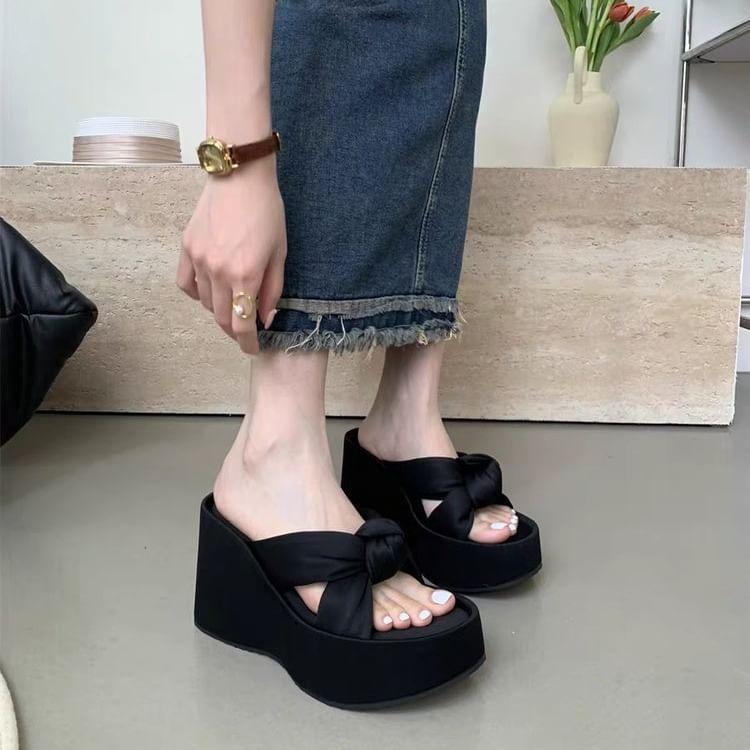 Knot Platform Wedge Heel Slide Sandals Product Image