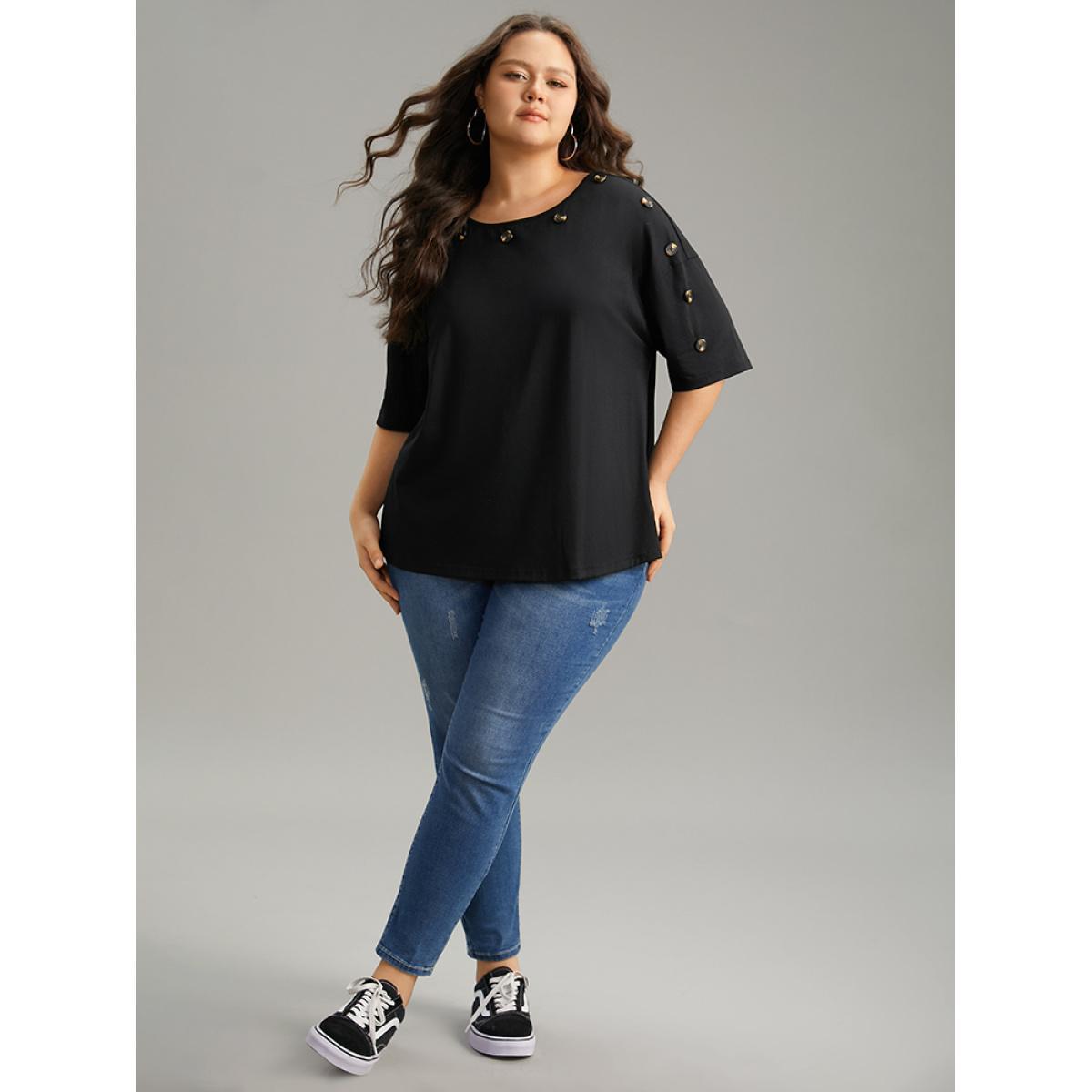 Plus Size Plain Button Detail Drop Shoulder T-shirt Black Women Casual Button Plain Round Neck Dailywear T-shirts BloomChic 26/4X Product Image