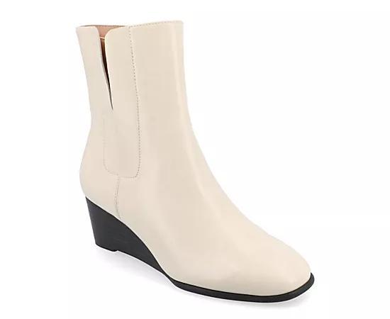 Journee Collection Womens Kylo Bootie Product Image