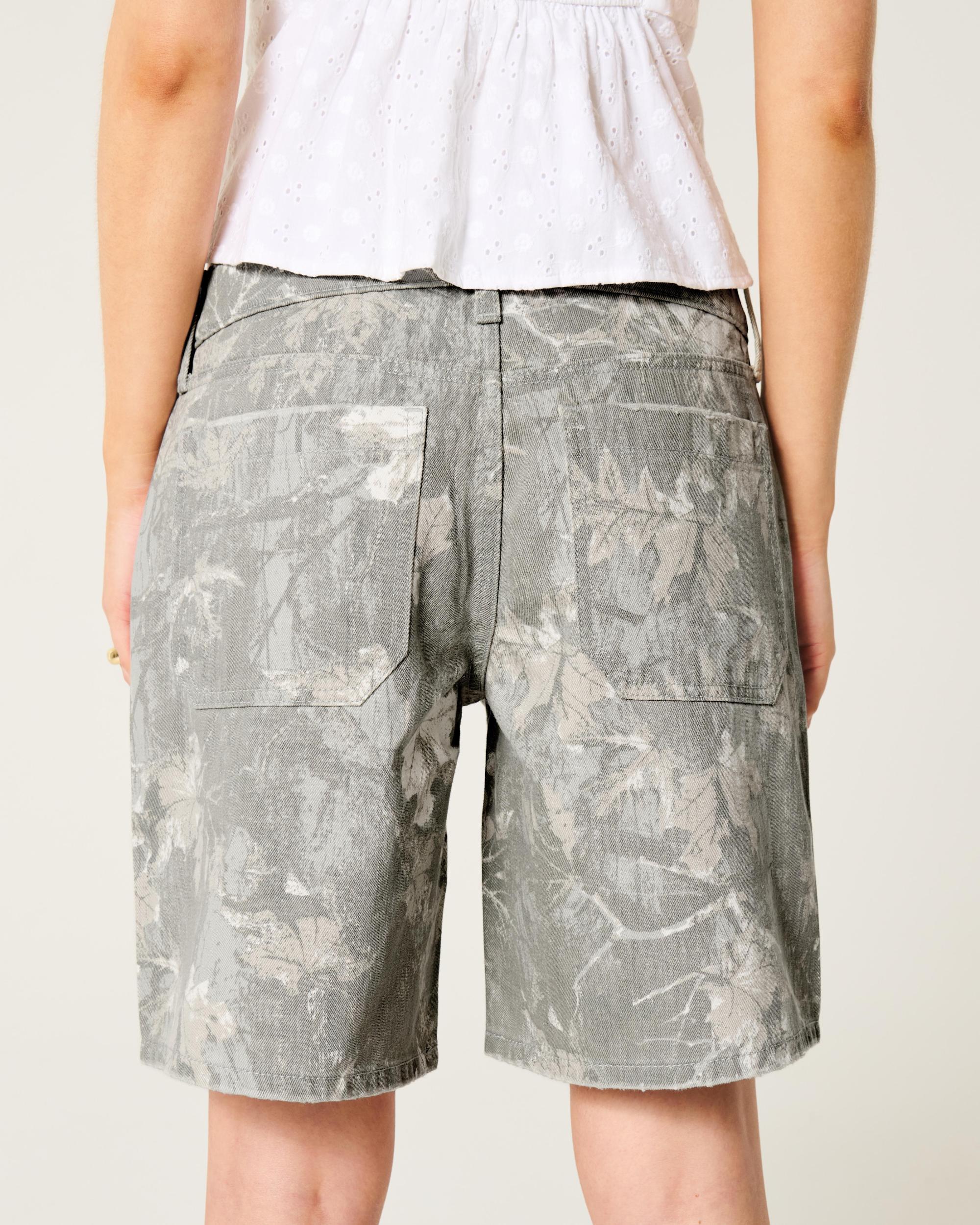 Low-Rise Washed Black Baggy Jort Product Image