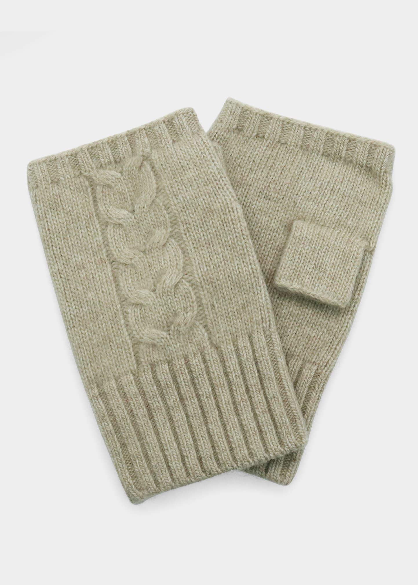 Mens Cable-Knit Fingerless Gloves Product Image