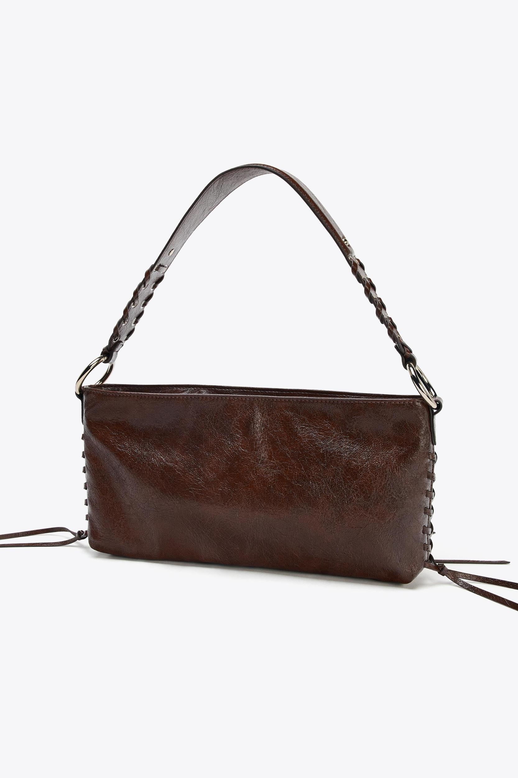 ZIPPER SHOULDER BAG Product Image