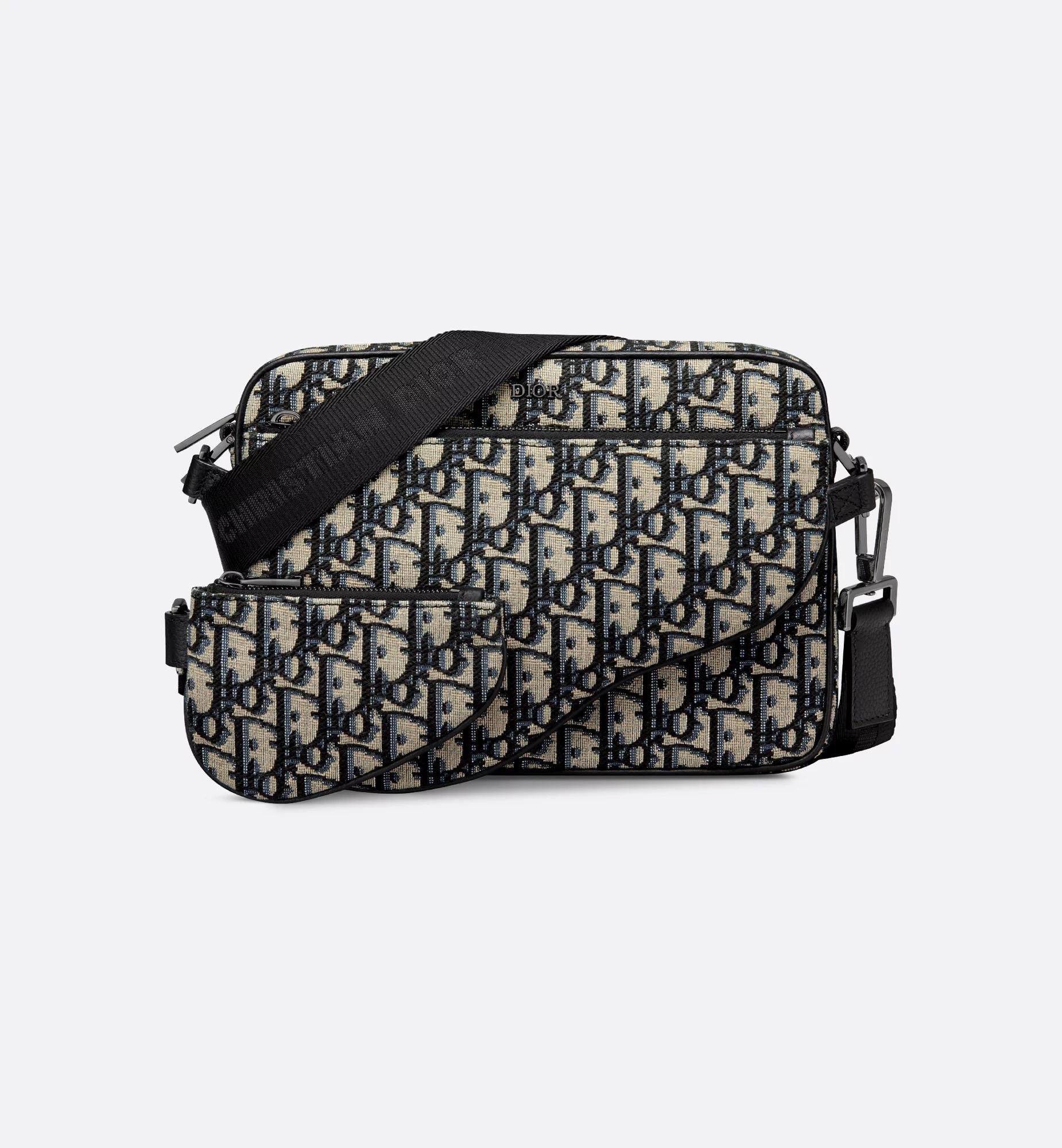 Saddle Triple Pouch Product Image