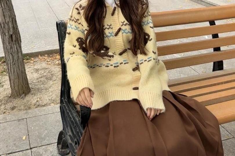 Long Sleeve Horn Buckle Pattern Print Loose-Fit Cardigan Product Image