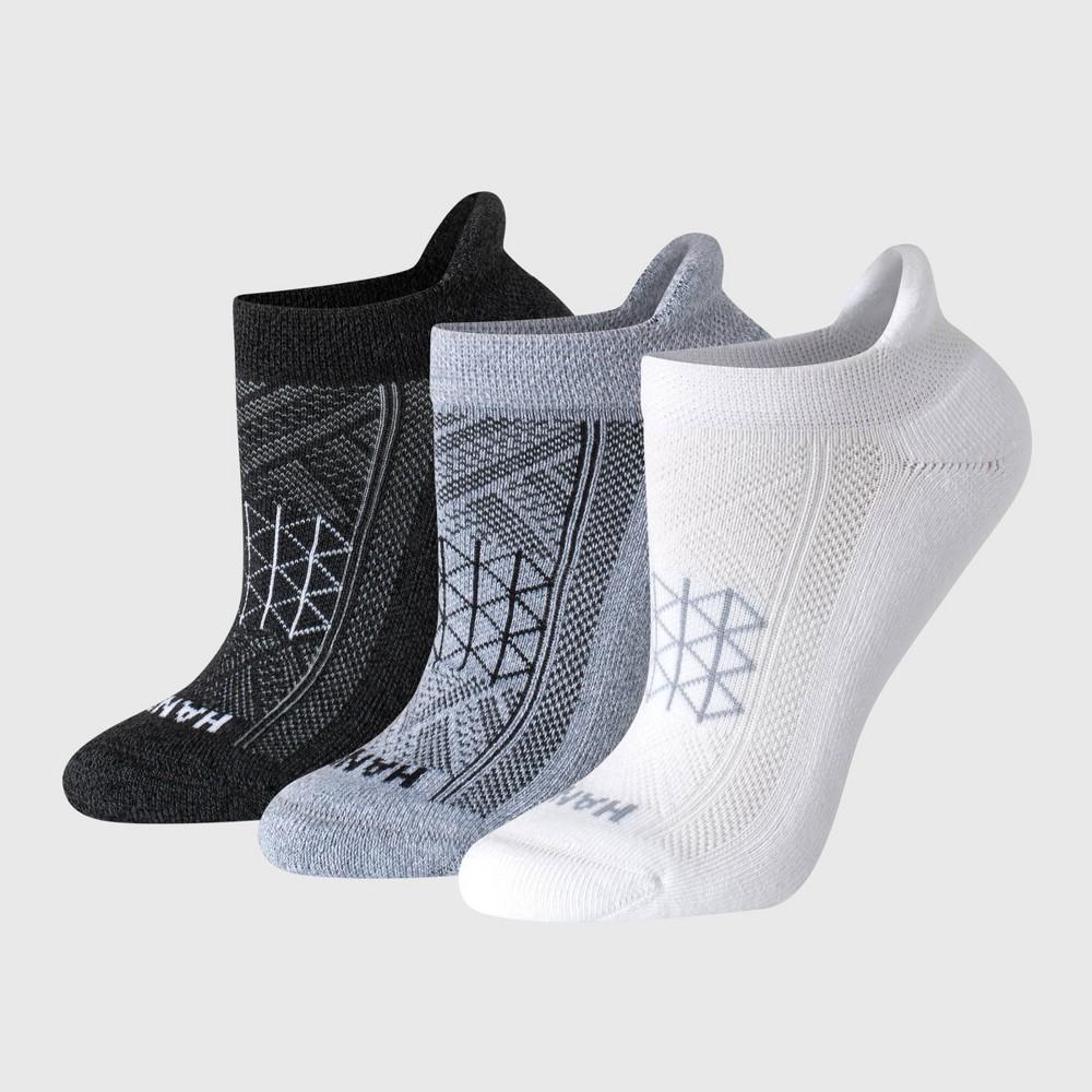 Hanes Women's Absolute Run 3pk No Show Tab Socks 5-9: Arch Support, Cushioned Sole, Seamless Toe Product Image