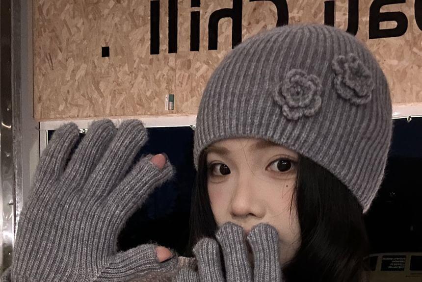 Set: Flower Accent Ribbed Knit Beanie + Gloves Product Image