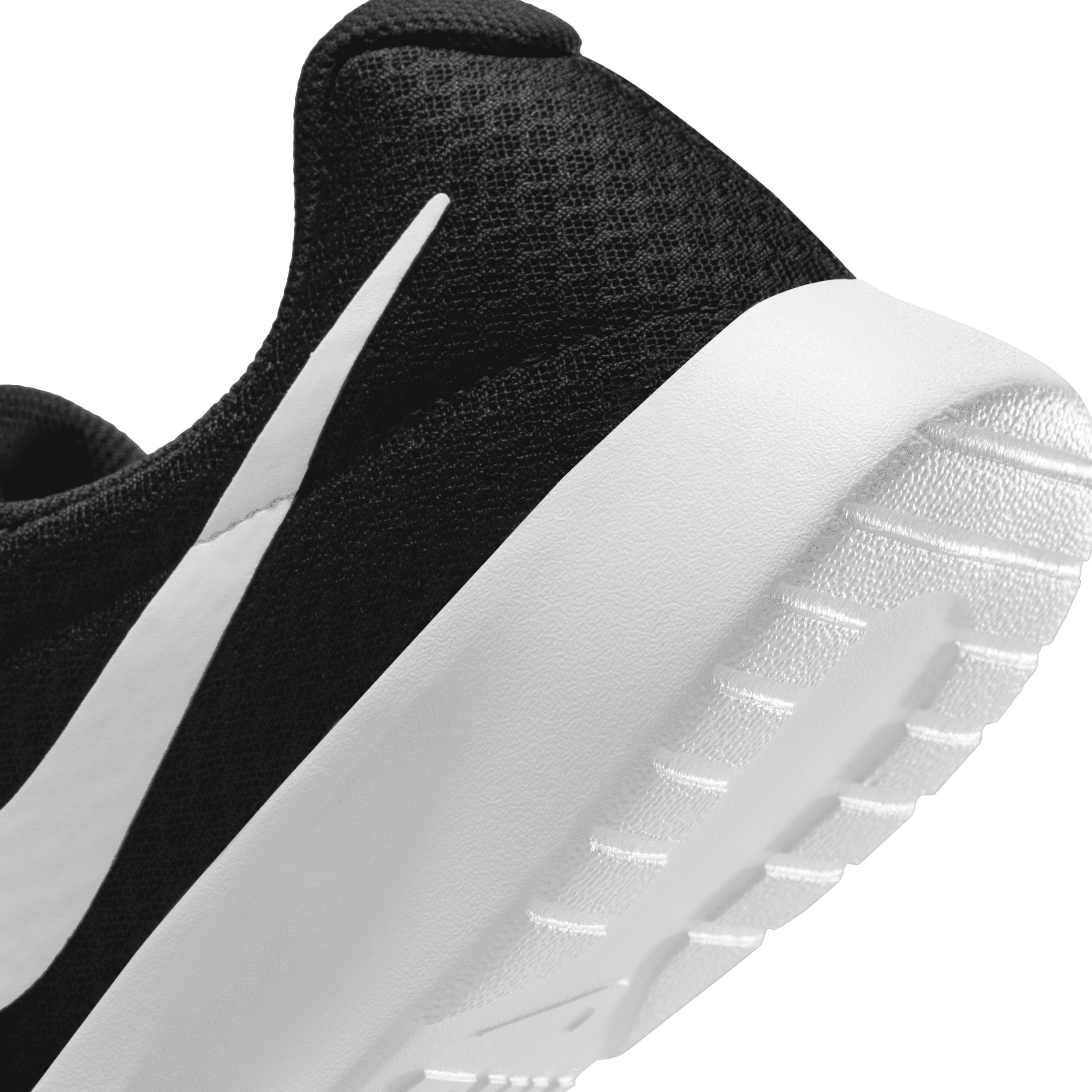 Nike Tanjun Men's Shoes Product Image