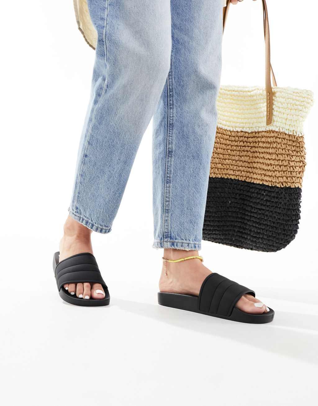 ASOS DESIGN Wide Fit Final pool slides Product Image