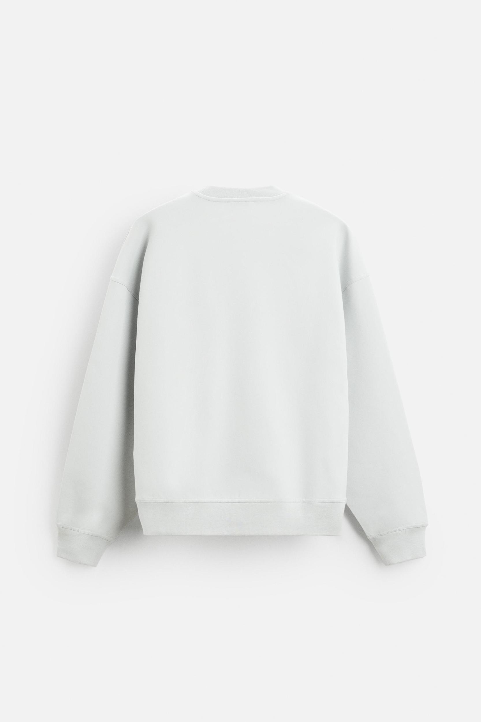 PATCH SWEATSHIRT Product Image