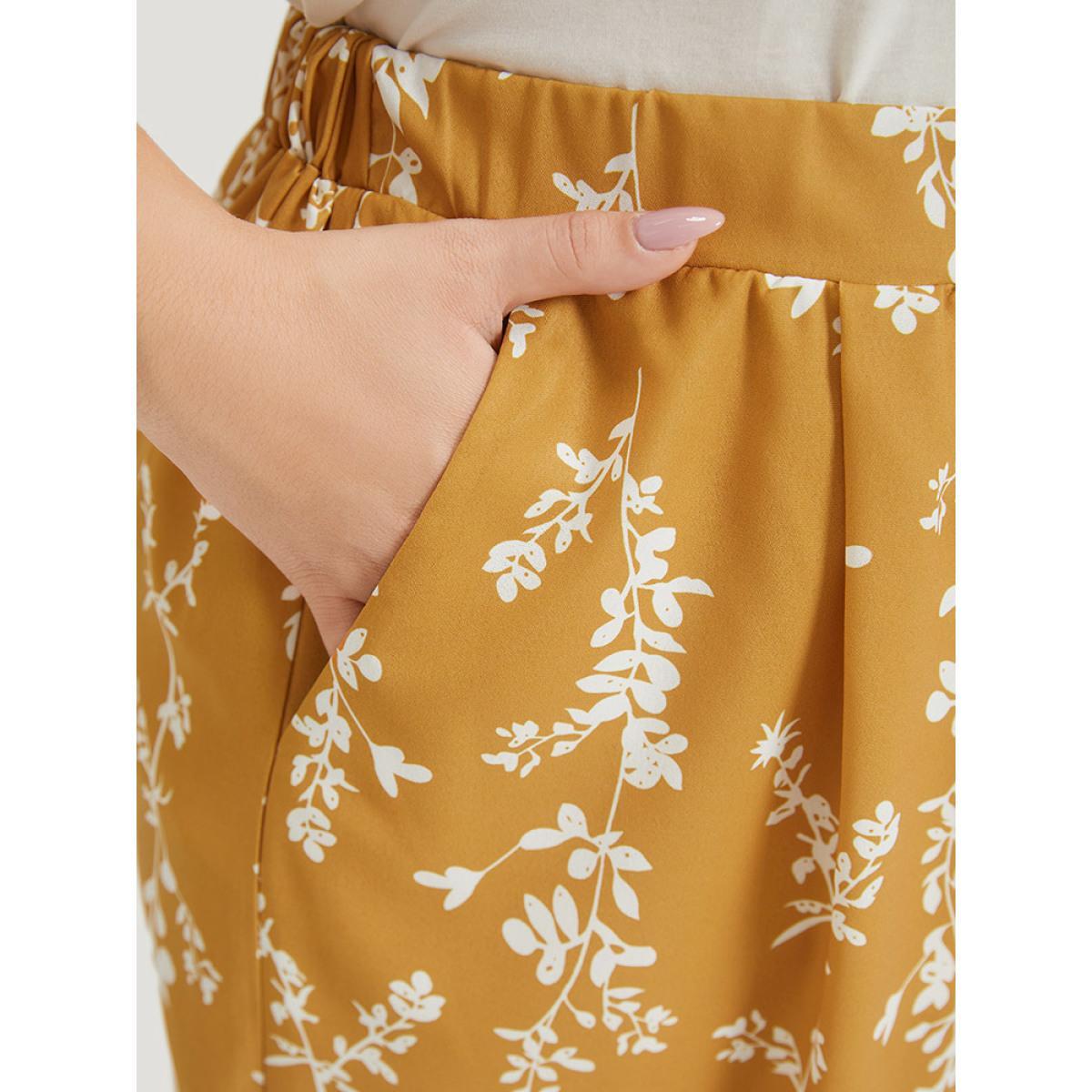 Plus Size Silhouette Floral Print Pocket Split Side Pants Women Yellow Elegant Straight Leg High Rise Dailywear Pants BloomChic 12/L Product Image