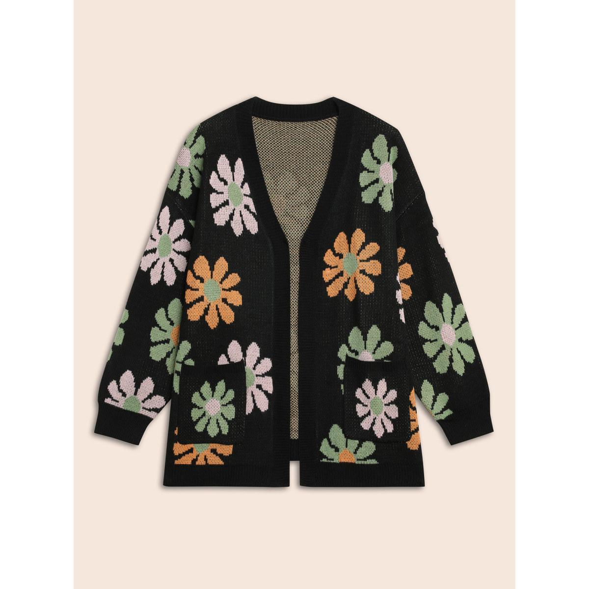 Plus Size Contrast Floral Patch Pocket Cardigan Black Women Casual Loose Long Sleeve Everyday Cardigans BloomChic 26/4X Product Image