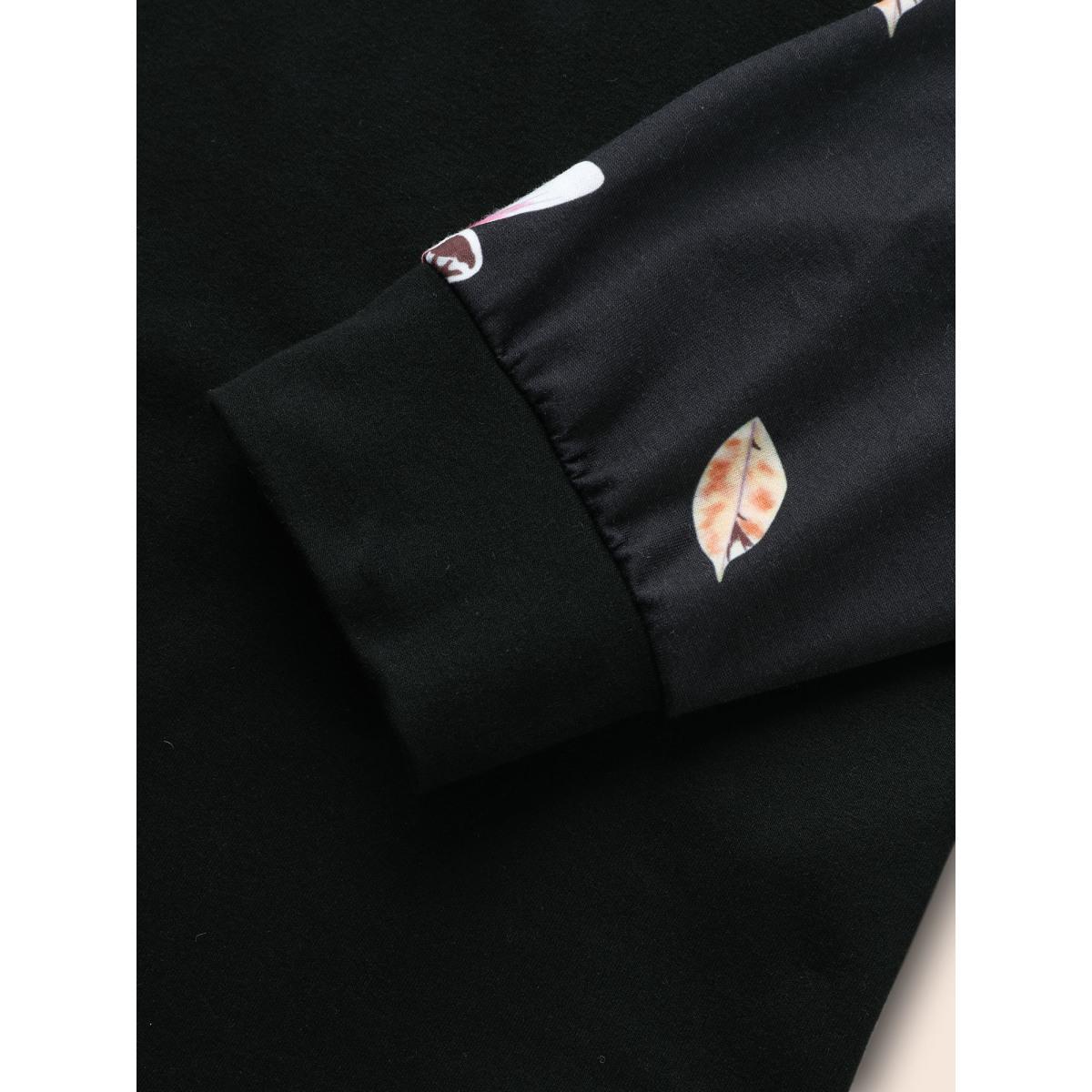 Plus Size Floral Patchwork Crew Neck Raglan Sleeve Sweatshirt Women Black Elegant Elastic cuffs Round Neck Dailywear Sweatshirts BloomChic 18-20/2X Product Image