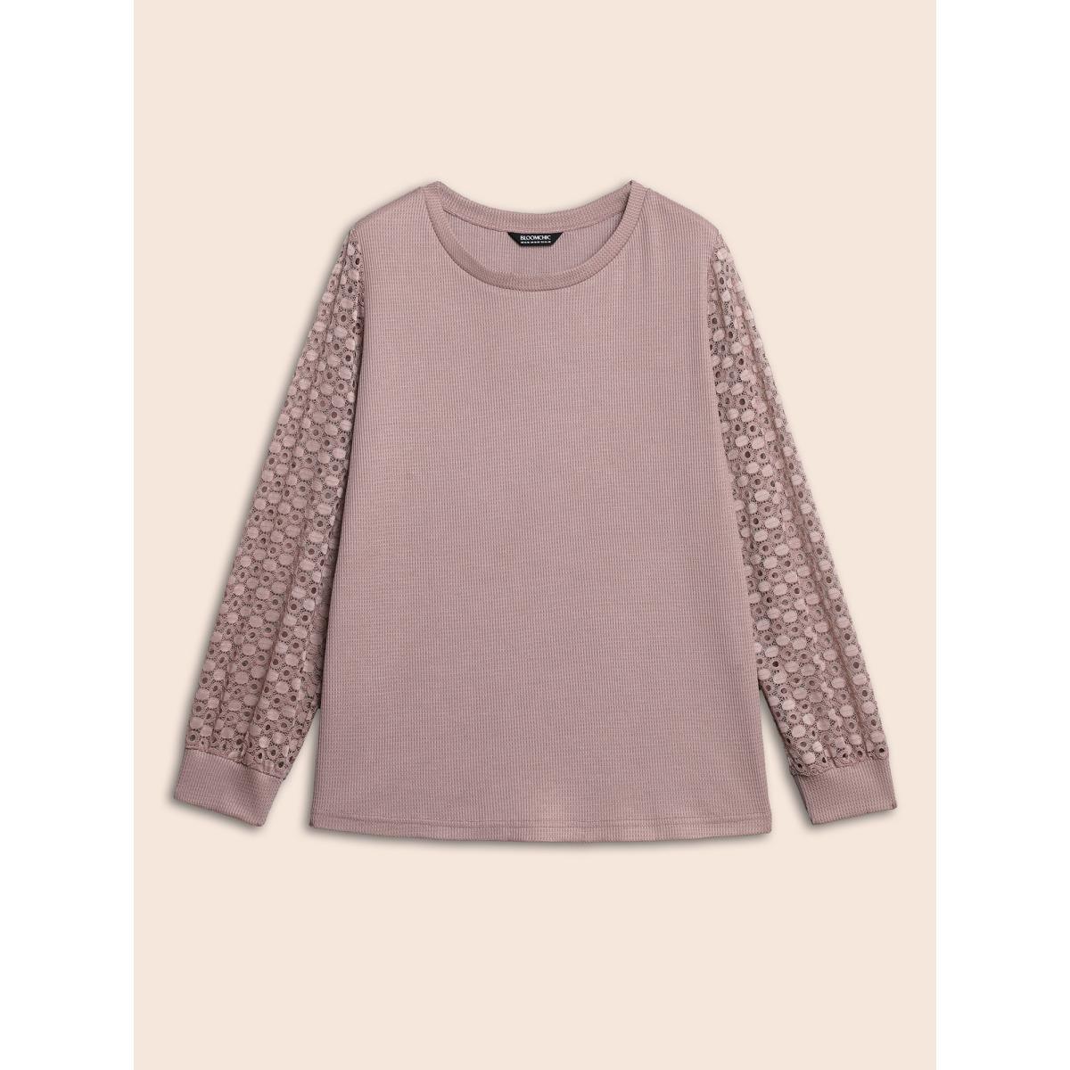 Plus Size Textured Lace Spliced Stretchy T-Shirt Dirtypink Women Elegant Texture Round Neck Everyday T-shirts BloomChic 10/M Product Image