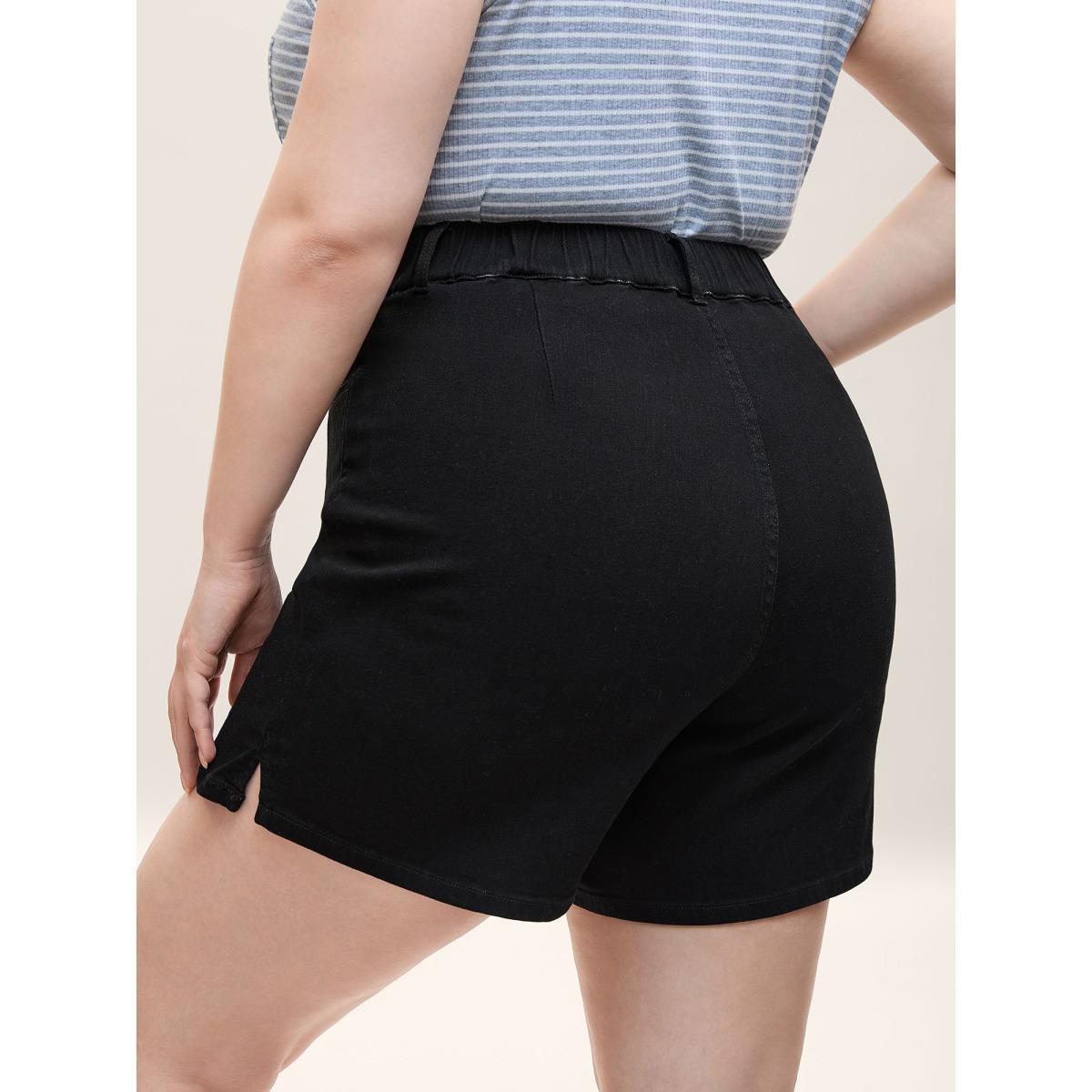 Plus Size Plain Slit Fitted Denim Skorts Women Denimblack Low stretch Everyday-Casual Slanted pocket Denim Shorts BloomChic 20/2X Product Image