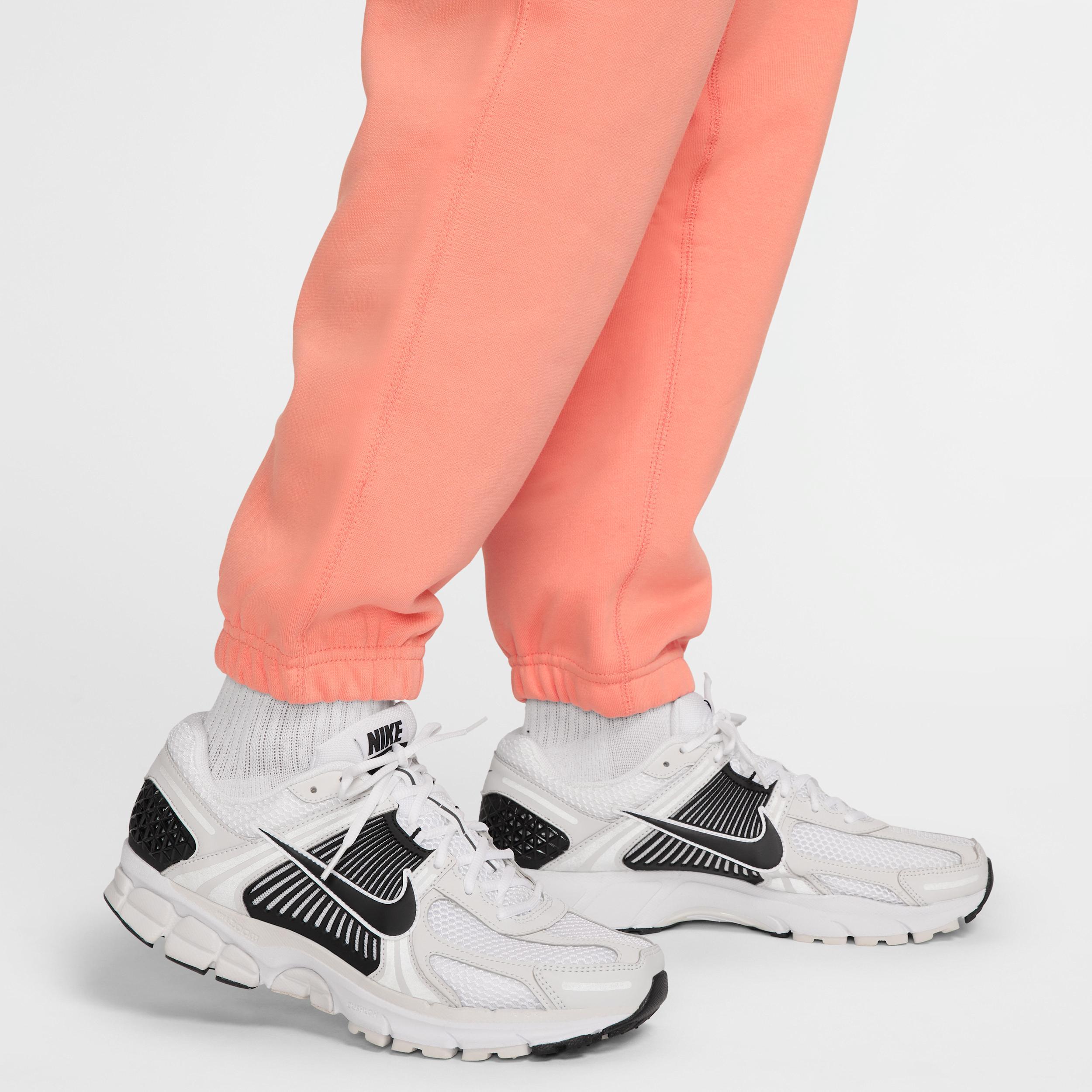 Nike Men's Solo Swoosh Fleece Pants Product Image