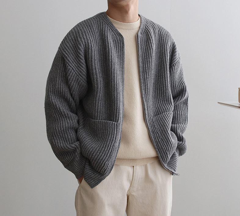 RT No. 4454 KNITTED ROUND-NECK CARDIGAN SWEATER Product Image