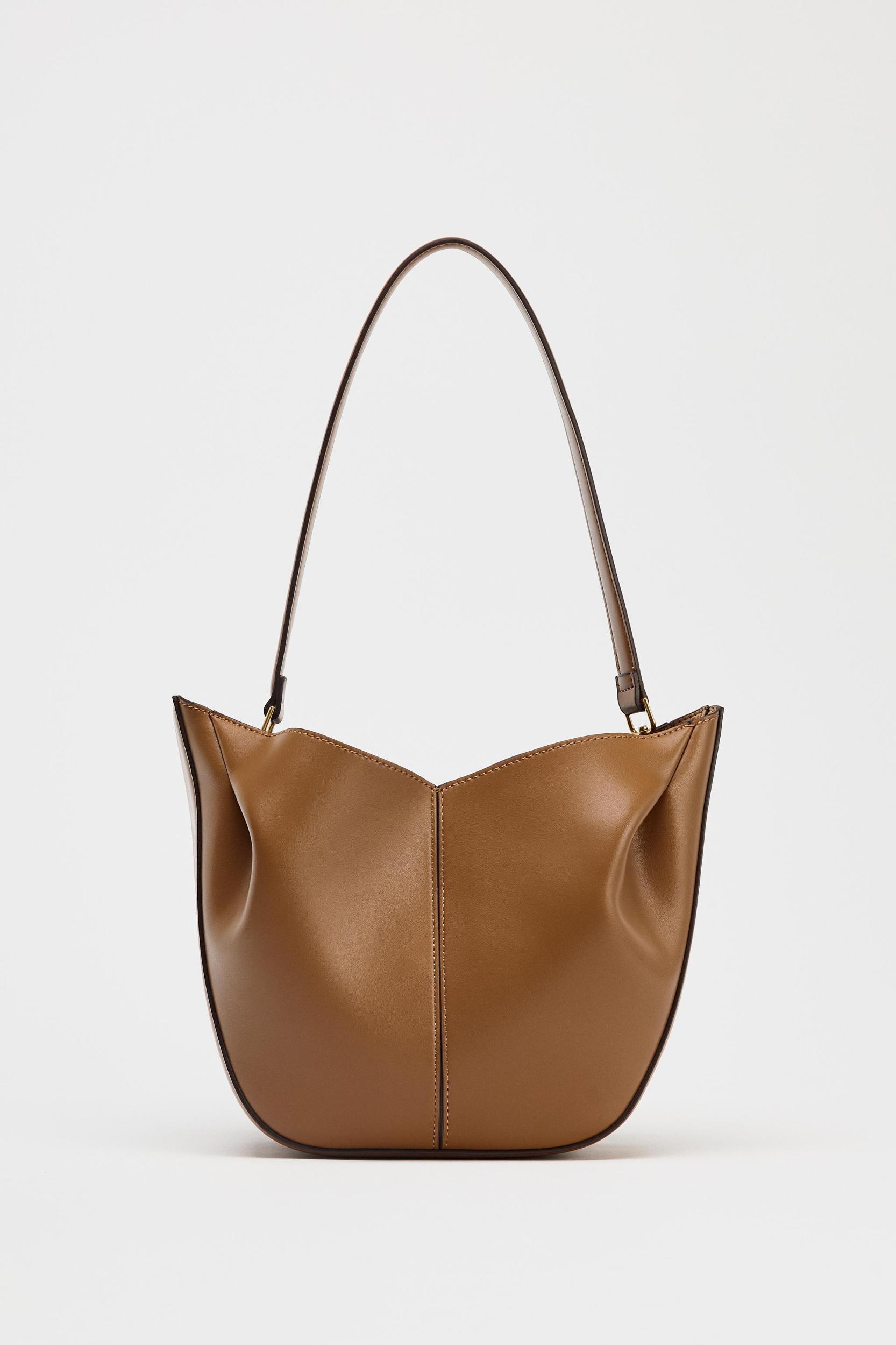 GATHERED SHOPPER Product Image