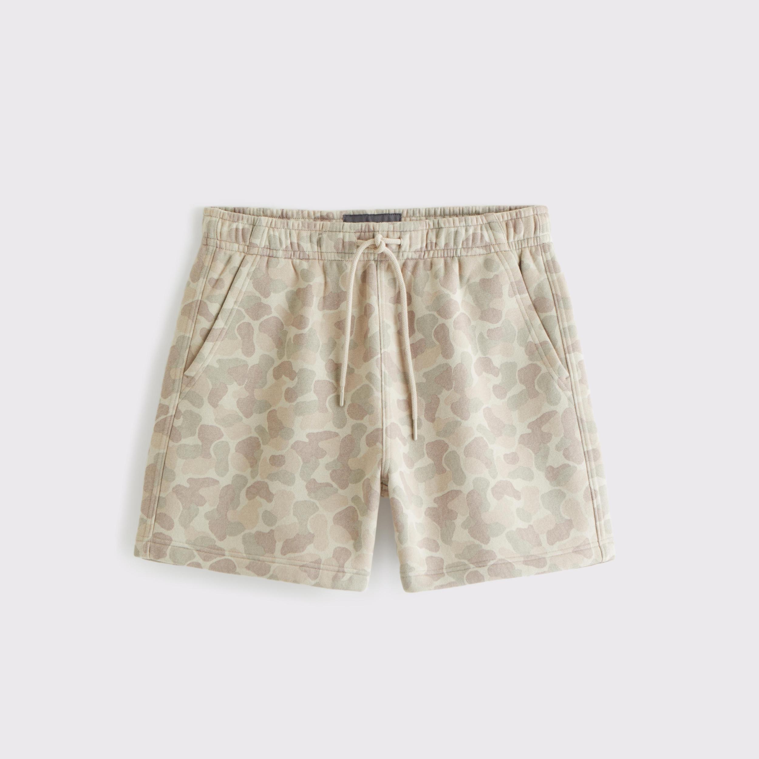 Essential Short Product Image