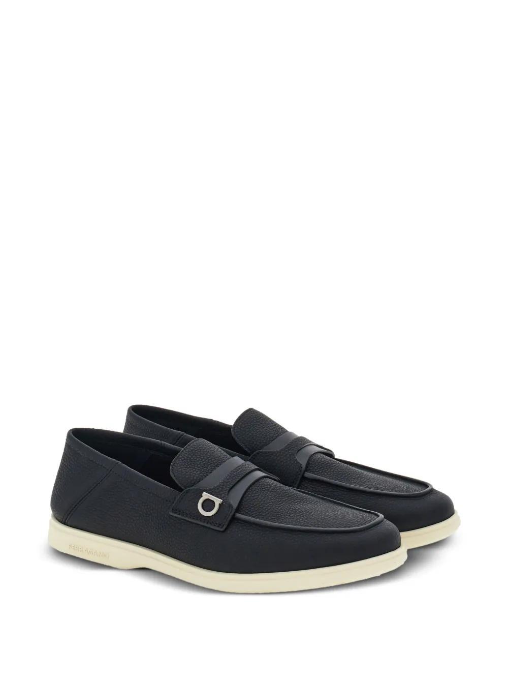 FERRAGAMO Gancini-plaque Leather Loafers In Black Product Image