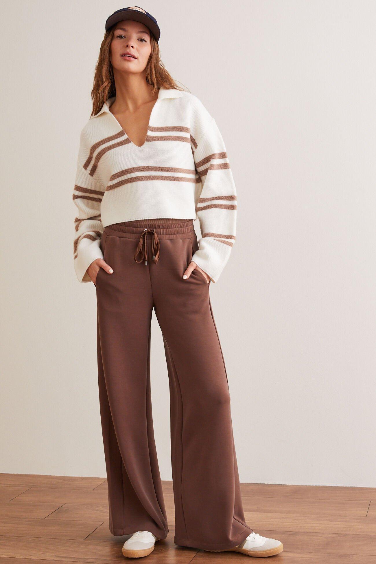 New Horizon Crop Sweater Product Image