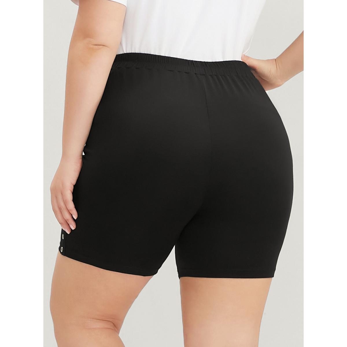 Plus Size Plain Studded Detail Elastic Waist Shorts Women Black Casual Low stretch Skinny High Rise Dailywear Leggings BloomChic 22-24/3X Product Image