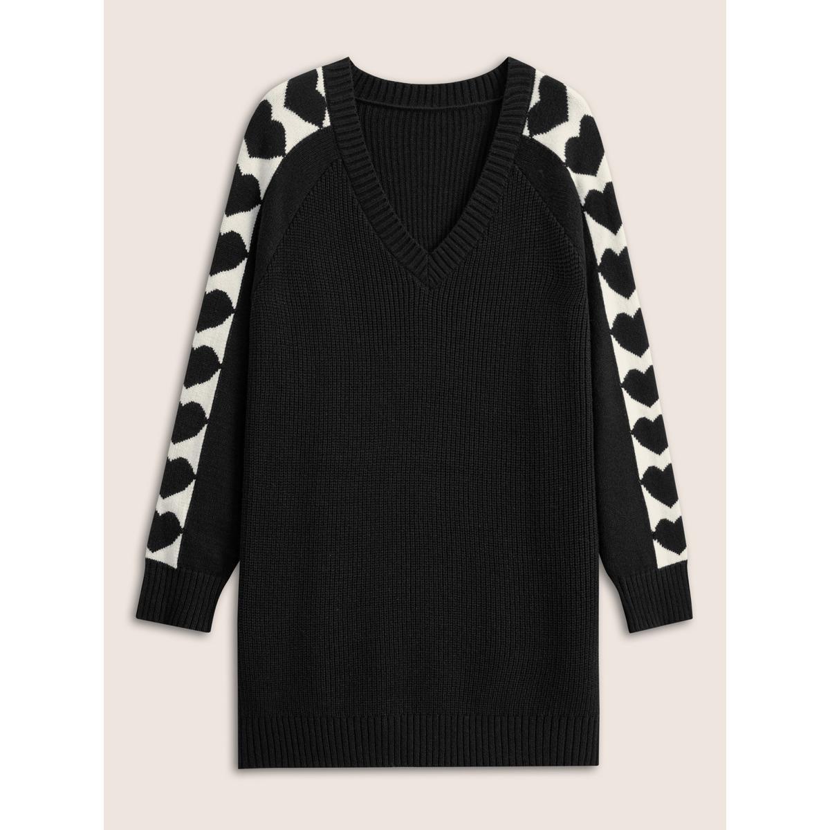 Plus Size Supersoft Essentials Heart Patchwork V Neck Raglan Sleeve Pullover Black Women Casual Loose Long Sleeve V-neck Dailywear Pullovers BloomChic 18-20/2X Product Image