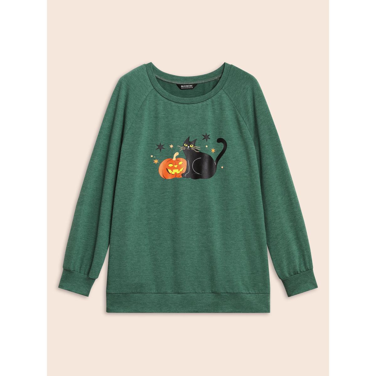 Plus Size Festive Cat And Pumkin Raglan Sweatshirt Women Emerald Casual Non Round Neck Everyday Sweatshirts BloomChic 22-24/3X Product Image