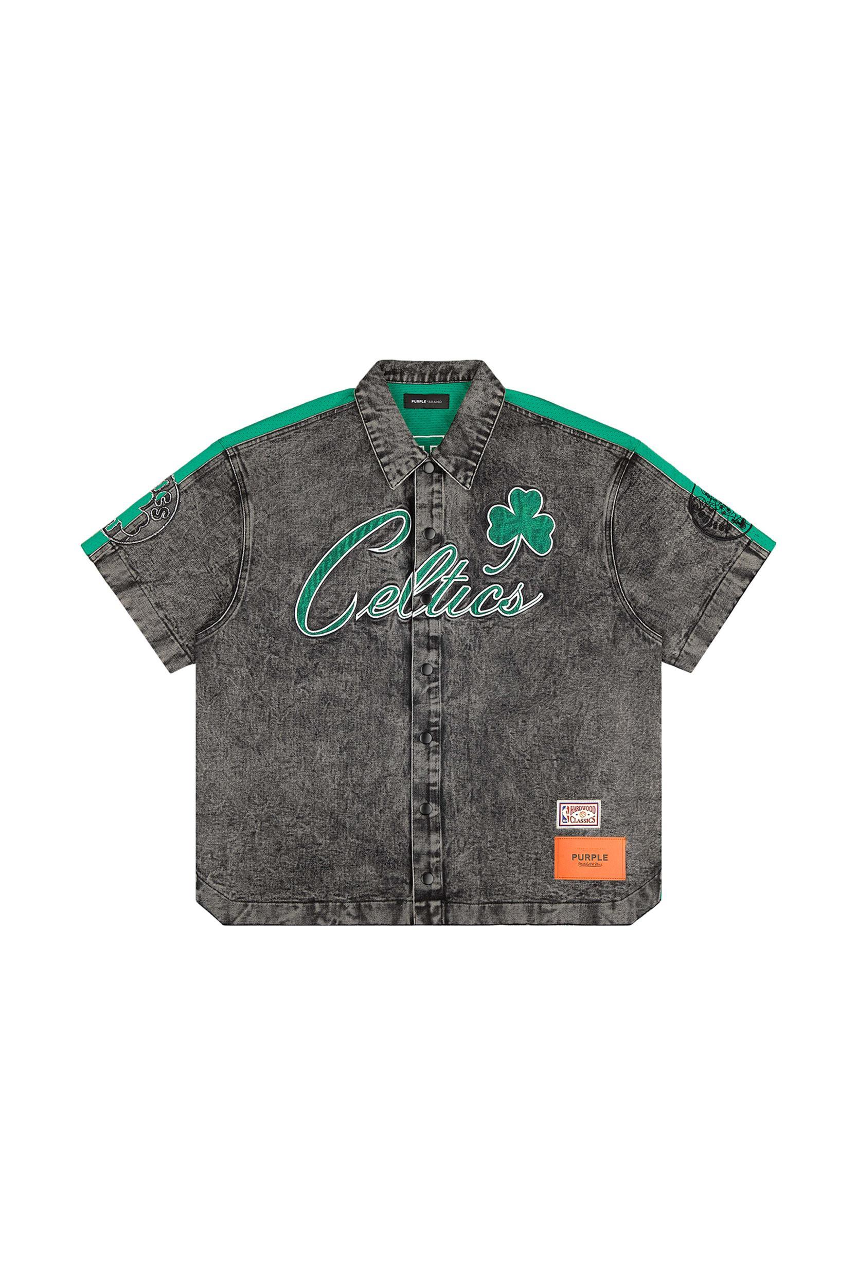 Boston Celtics Snap Shirt Male Product Image