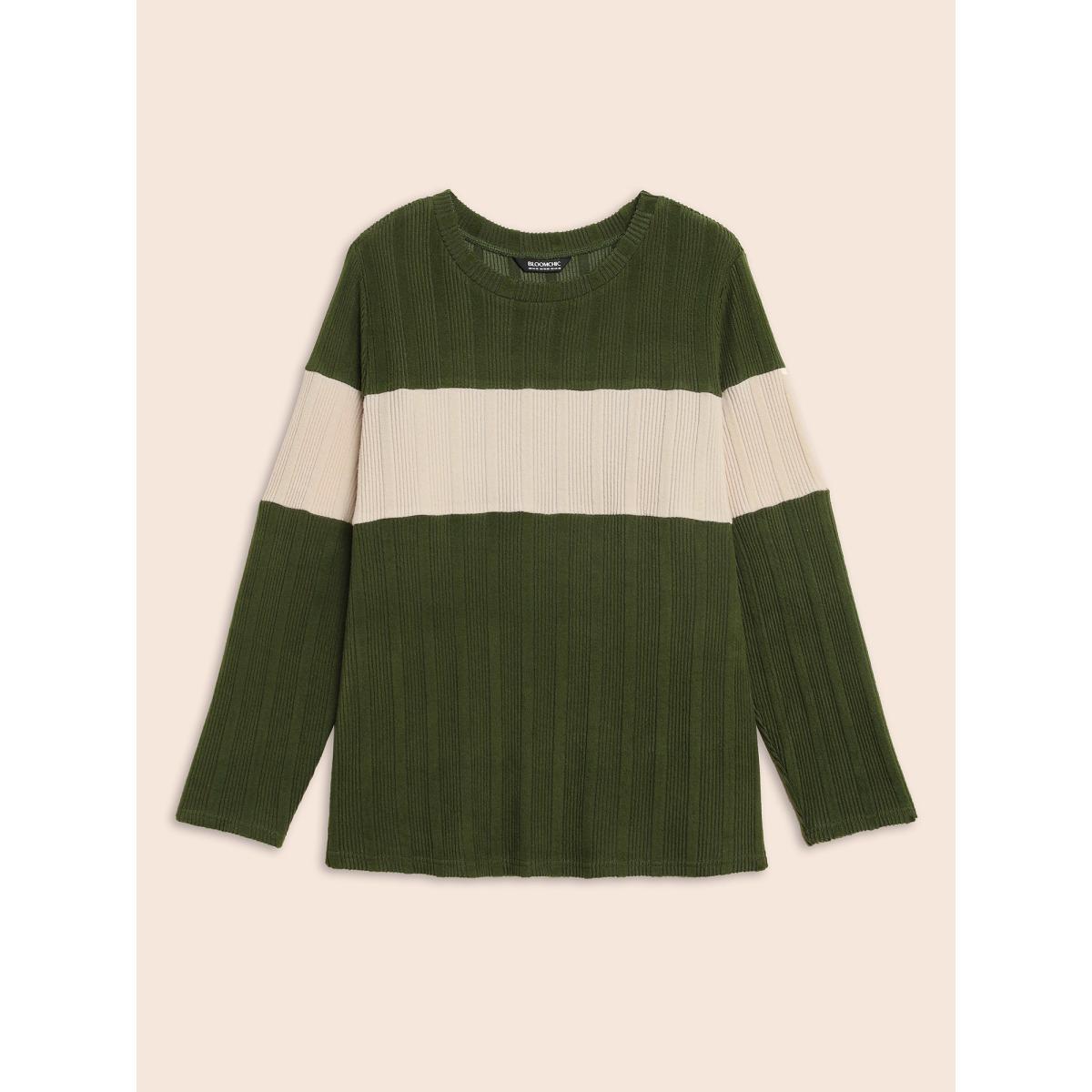 Plus Size Contrast Patchwork Textured T-shirt ArmyGreen Women Casual Texture Round Neck Everyday T-shirts BloomChic 28/5X Product Image