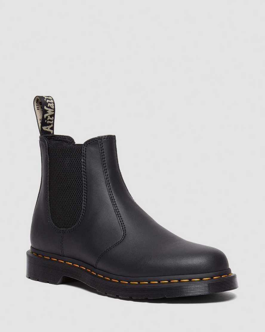 DR. MARTENS' 2976 Chelsea Stiefel Aus Wiederverwertetem Leder Schuhe In Black Product Image