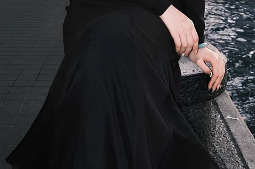 Long-Sleeve Scoop Neck Plain Beaded Maxi Mermaid Dress Product Image