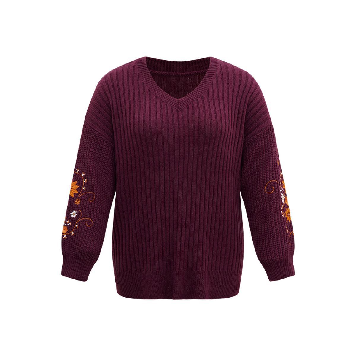 Plus Size Floral Embroidered Plisse Drop Shoulder Pullover Burgundy Women Casual Loose Long Sleeve V-neck Dailywear Pullovers BloomChic 30/6X Product Image