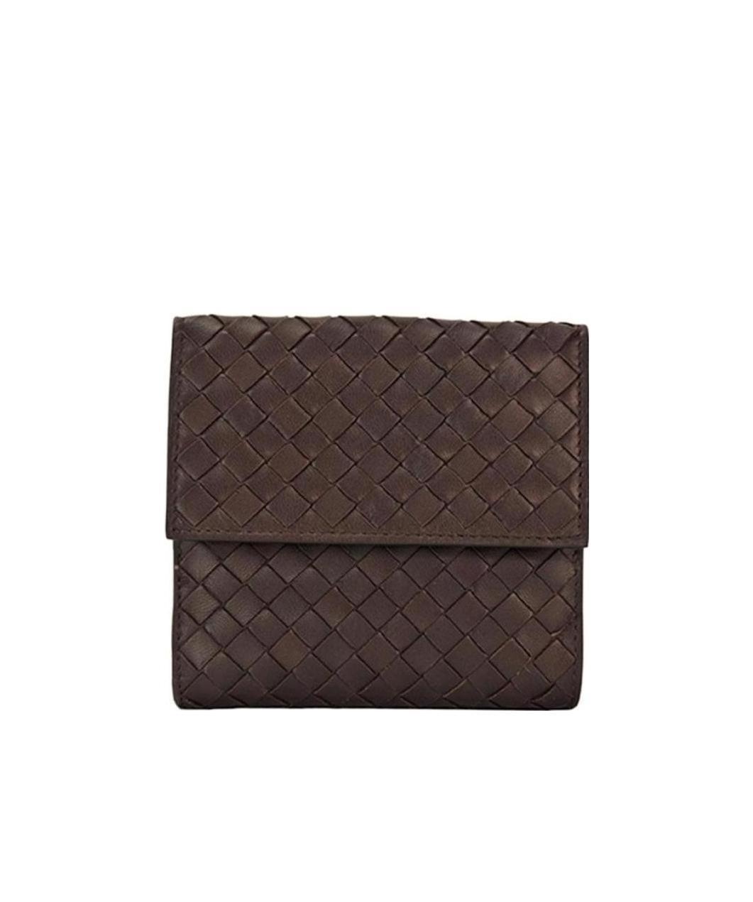 BOTTEGA VENETA Weave Detail Short Purse In Brown Product Image