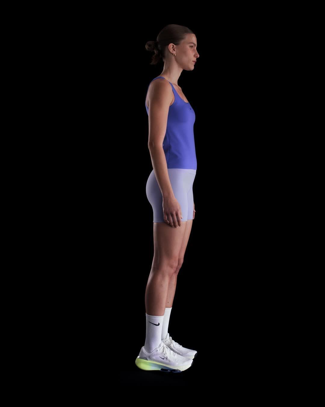Nike Form Women's Tank Top Product Image