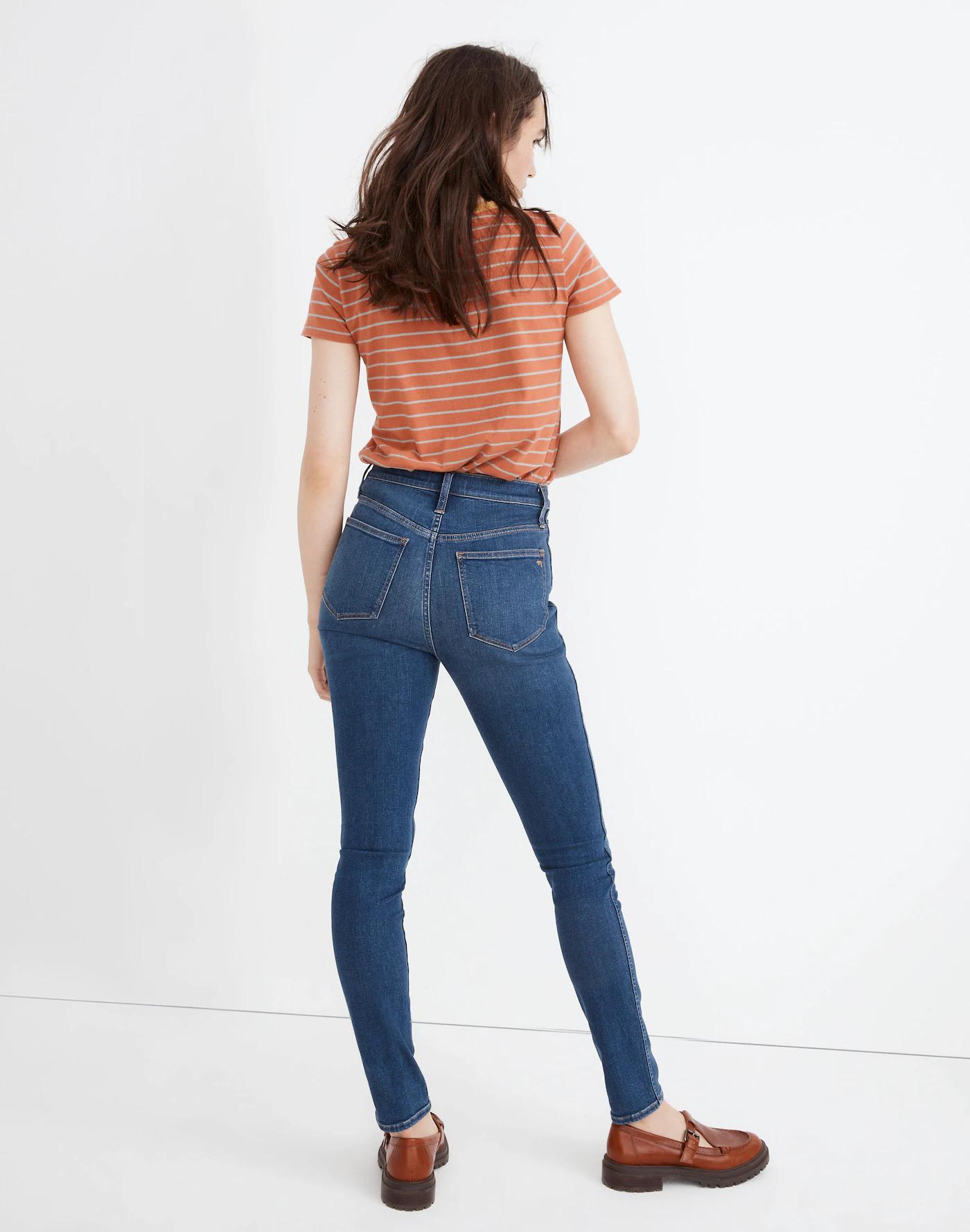10" High-Rise Skinny Jeans in Coronet Wash Product Image