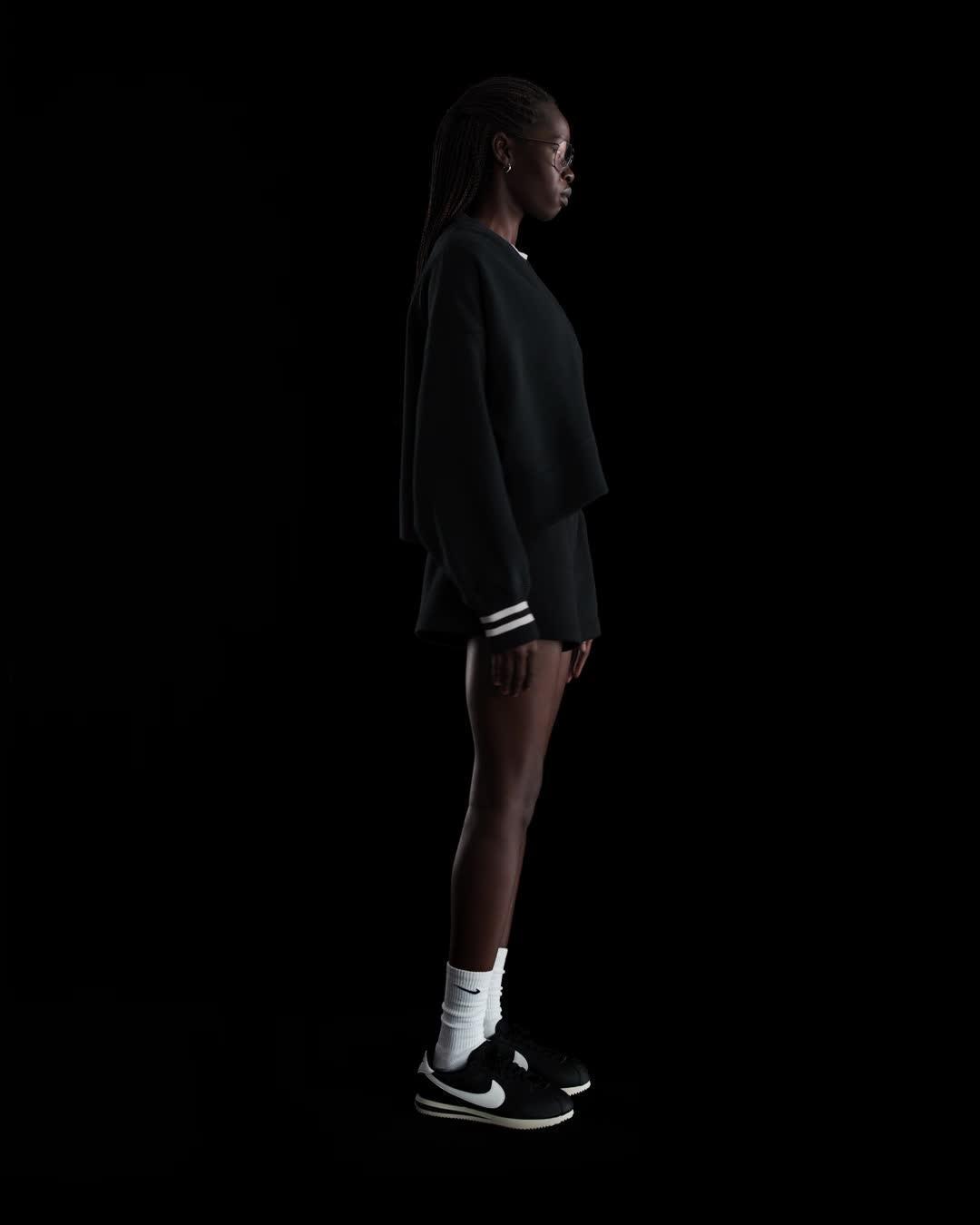 Nike Sportswear Phoenix Fleece Women's Over-Oversized Graphic Cardigan Product Image