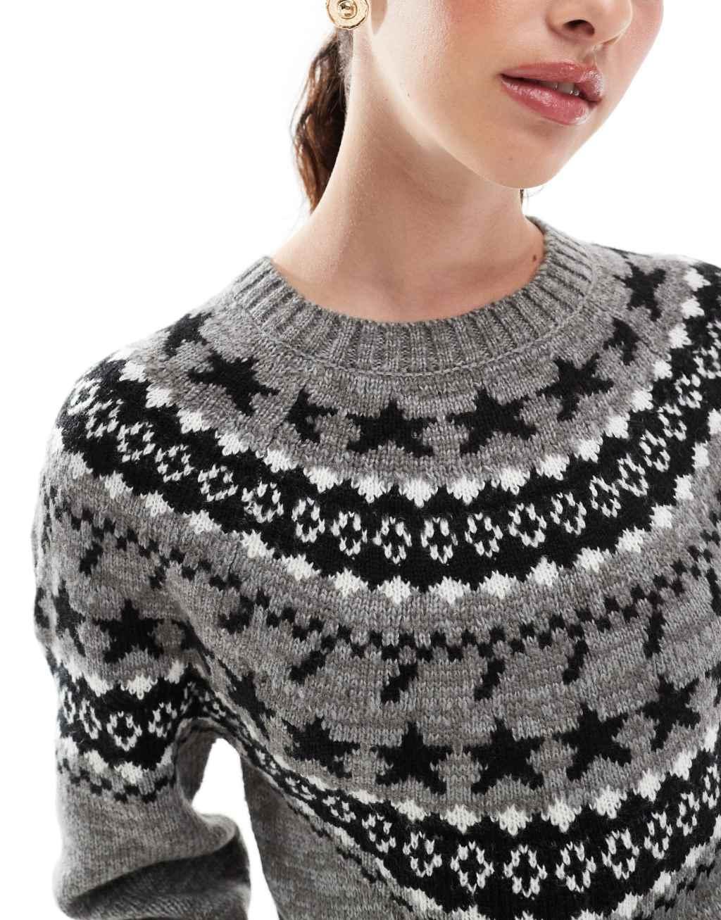 Threadbare crew neck patterned sweater in gray and black Product Image