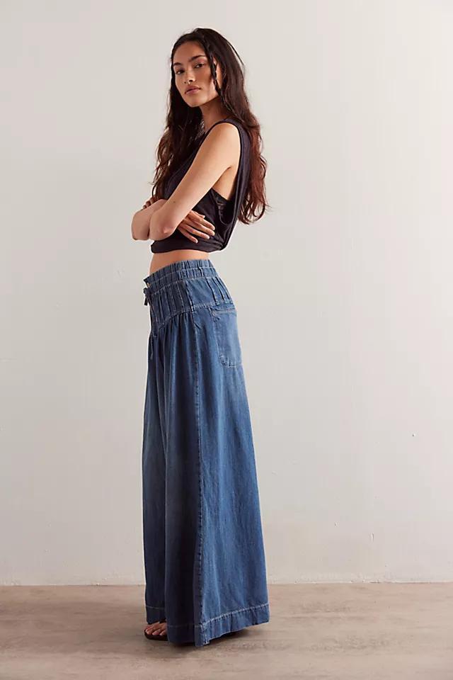 We The Free Forget Me Knot Pull-On Jeans Product Image