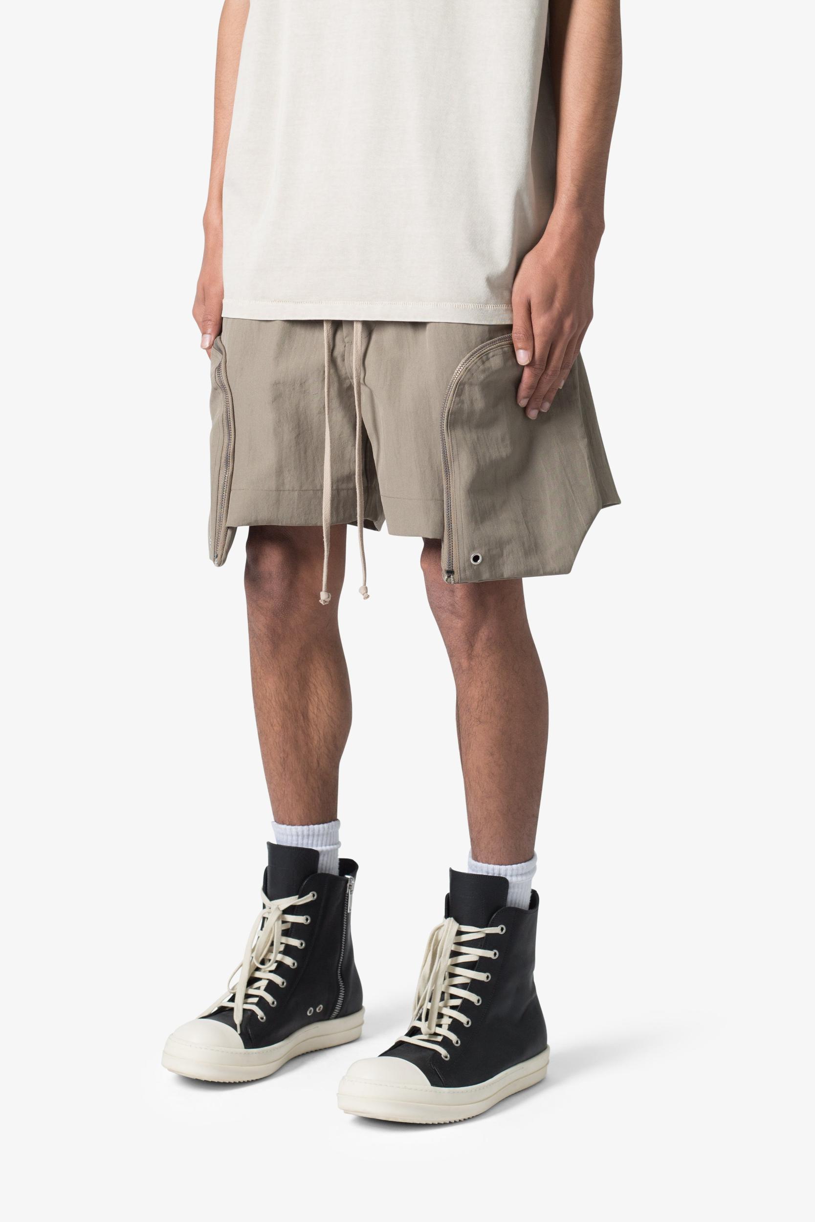 Front Pocket Geo Shorts - Olive Product Image