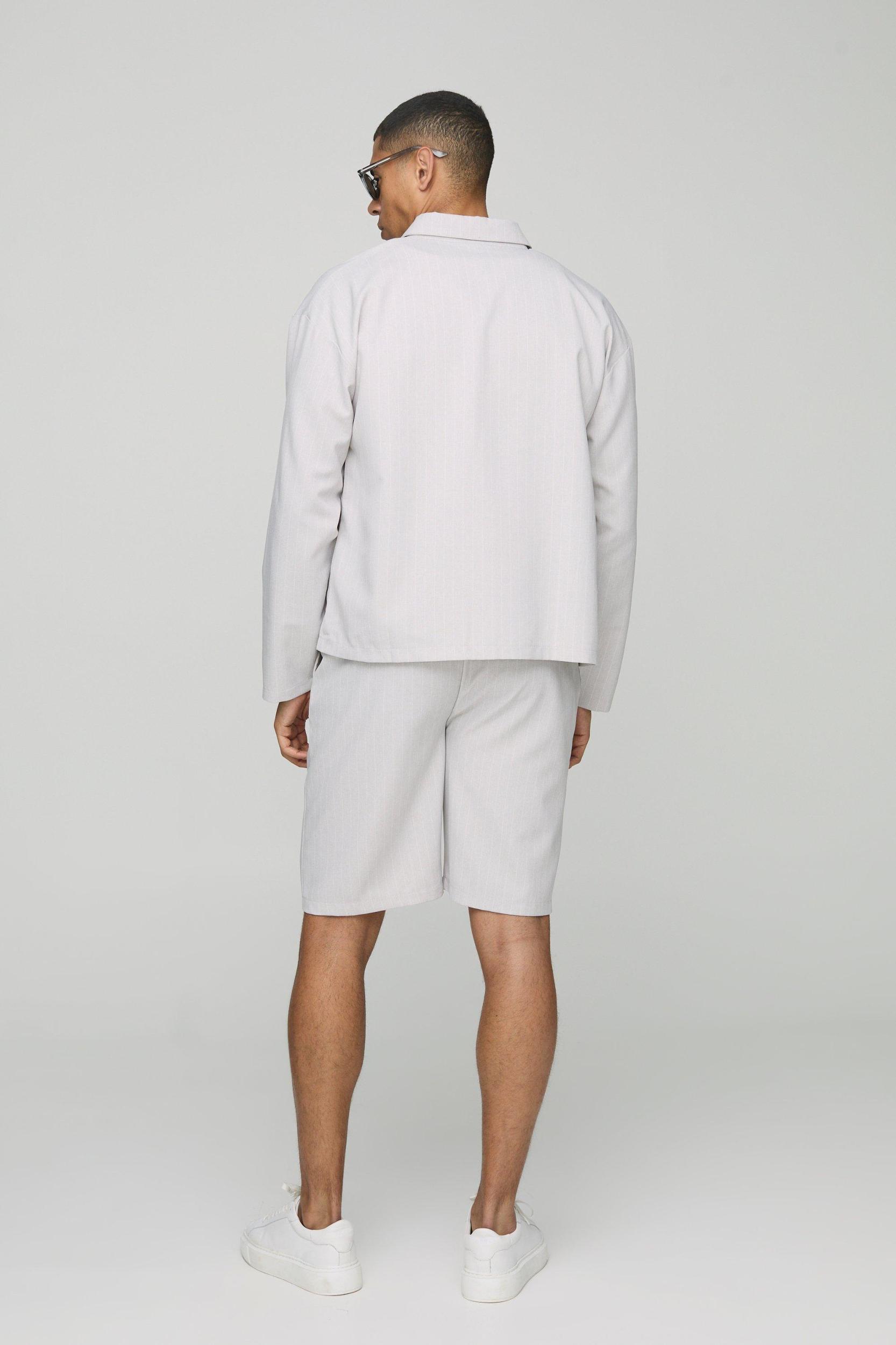Relaxed Fit Linen Look Pinstripe Short | boohooMAN USA Product Image