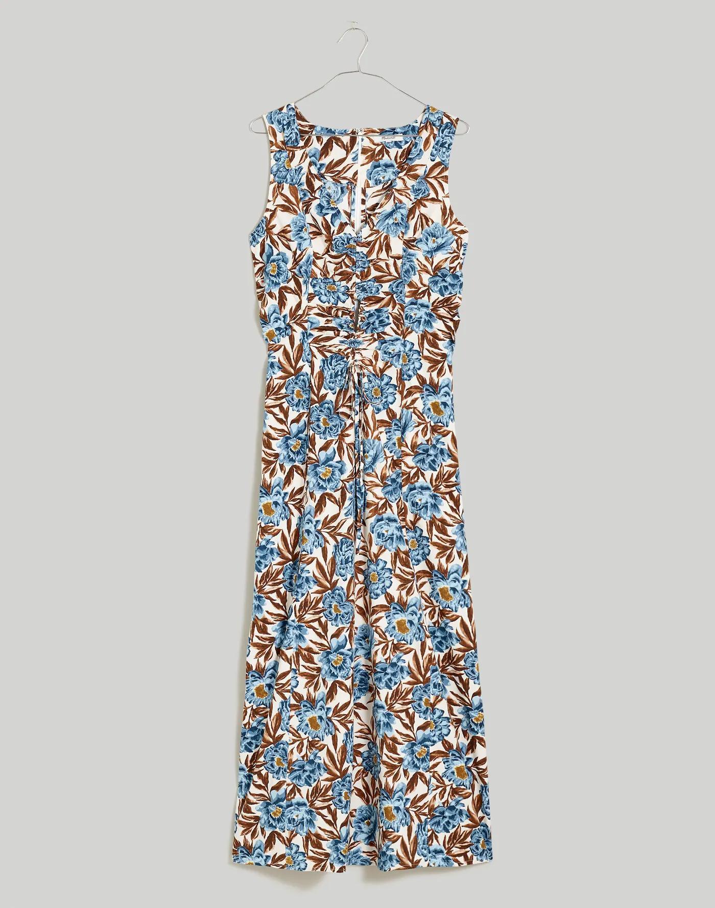 Sleeveless V-Neck Midi Dress in Floral Product Image