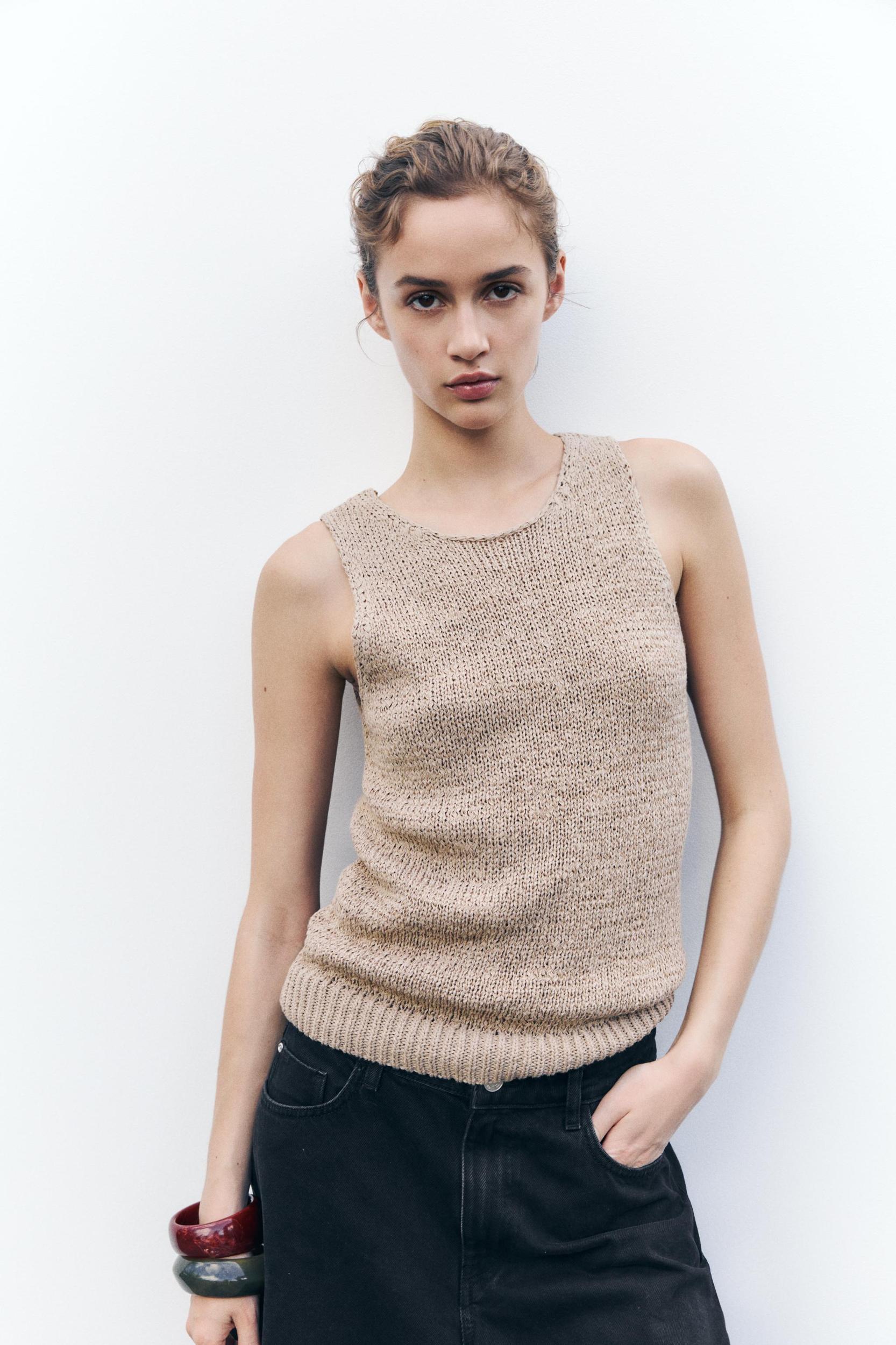 RUSTIC KNIT TOP Product Image