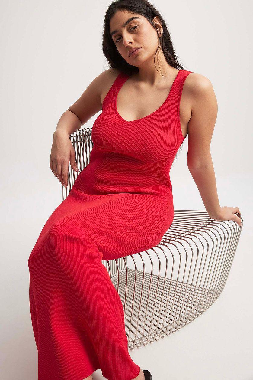 Fine Knitted Scoop Neck Midi Dress Product Image