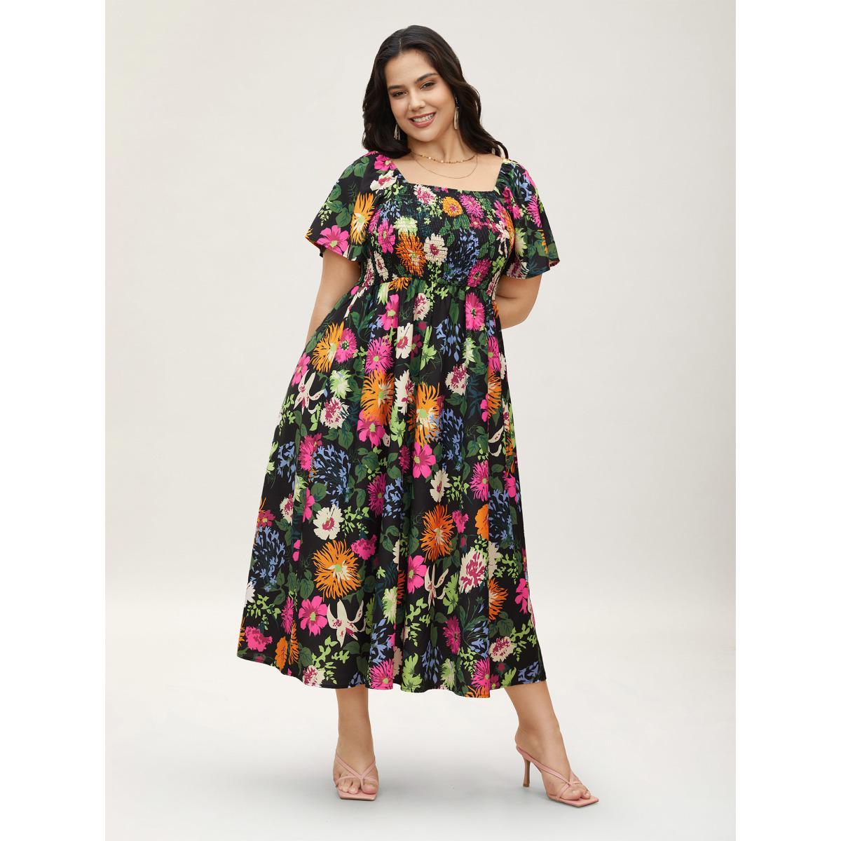Plus Size Floral Shirred Square Neck Pocket Midi Dress Black Women Elegant Non Square Neck Short sleeve Curvy Midi Dress BloomChic 26/4X Product Image
