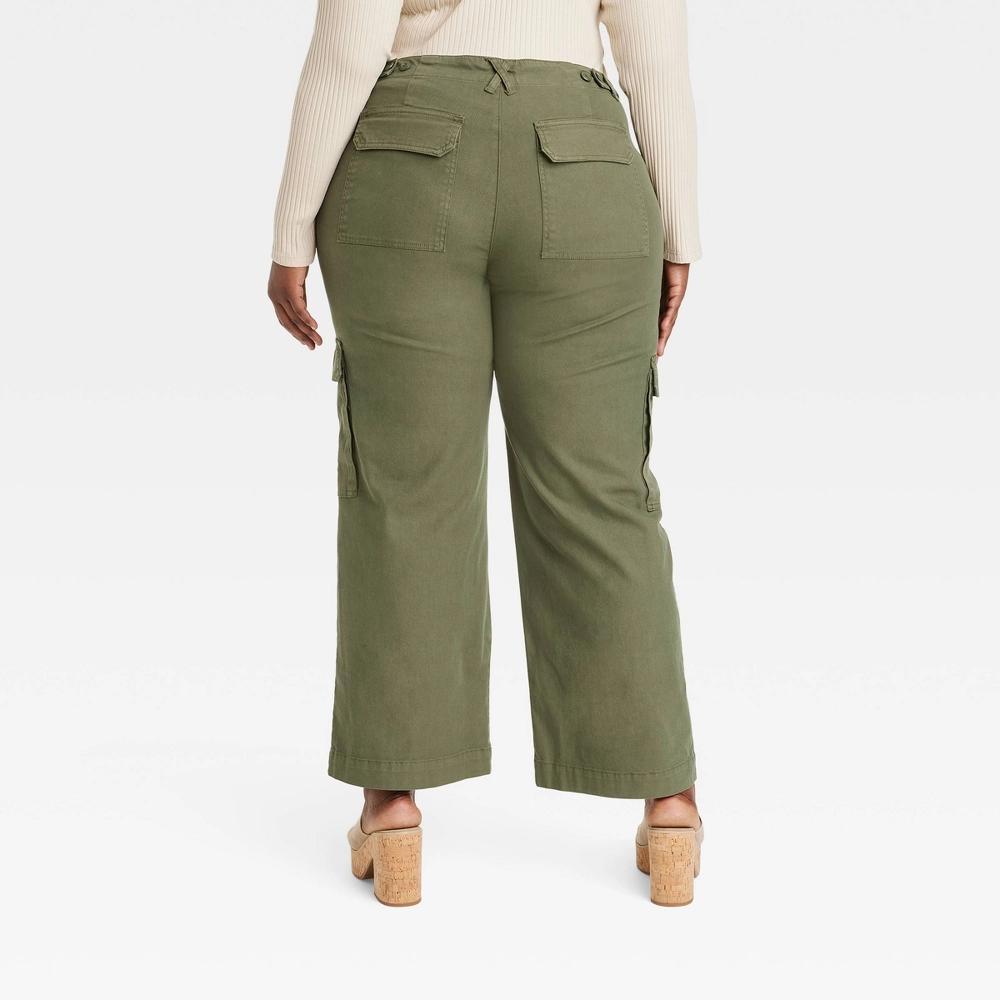 Womens Mid-Rise Utility Cargo Pants - Universal Thread Olive 17 Short: Relaxed Fit, Adjustable Waistband Product Image
