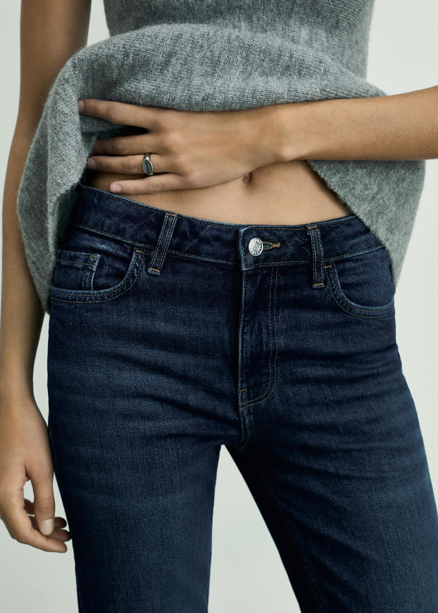 Fiona flared mid-rise jeans - Women | MANGO USA Product Image